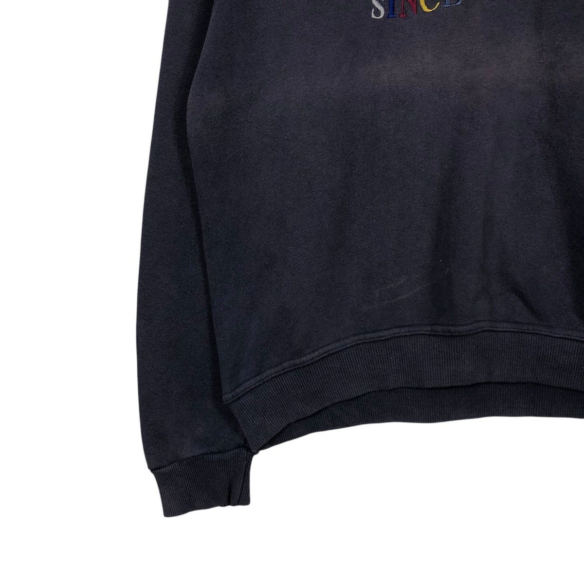 Japanese Brand Rasty 1971 Sun-Faded Navy Crewneck – Rainbow Stitch Vintage Size US M / EU 48-50 / 2 - 5 Thumbnail