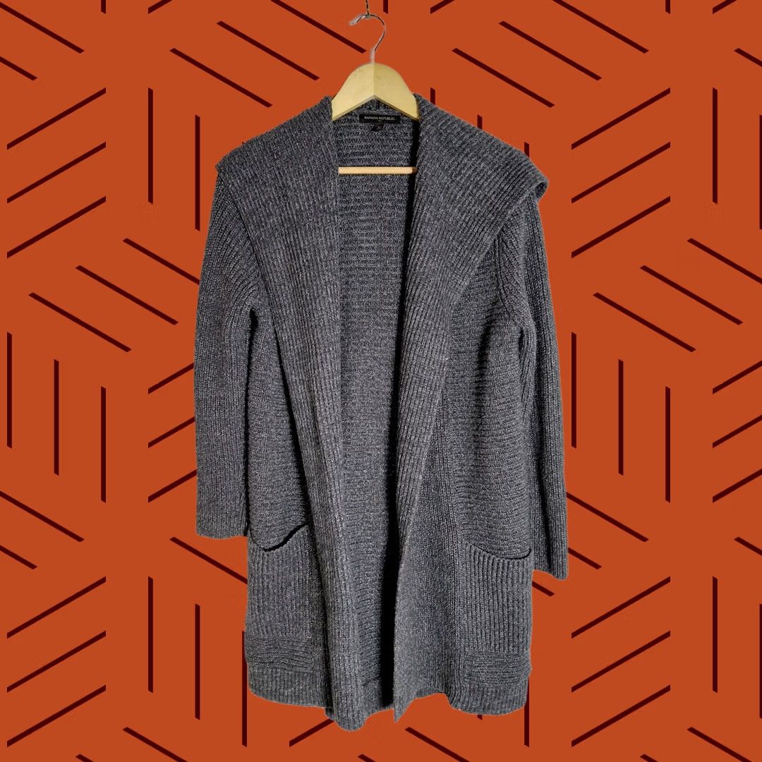 Banana Republic VINTAGE? No — Banana Republic Wool Knit Hooded Cardigan Gray Solid Long Sleeve Women Size M Size M / US 6-8 / IT 42-44 - 1 Thumbnail