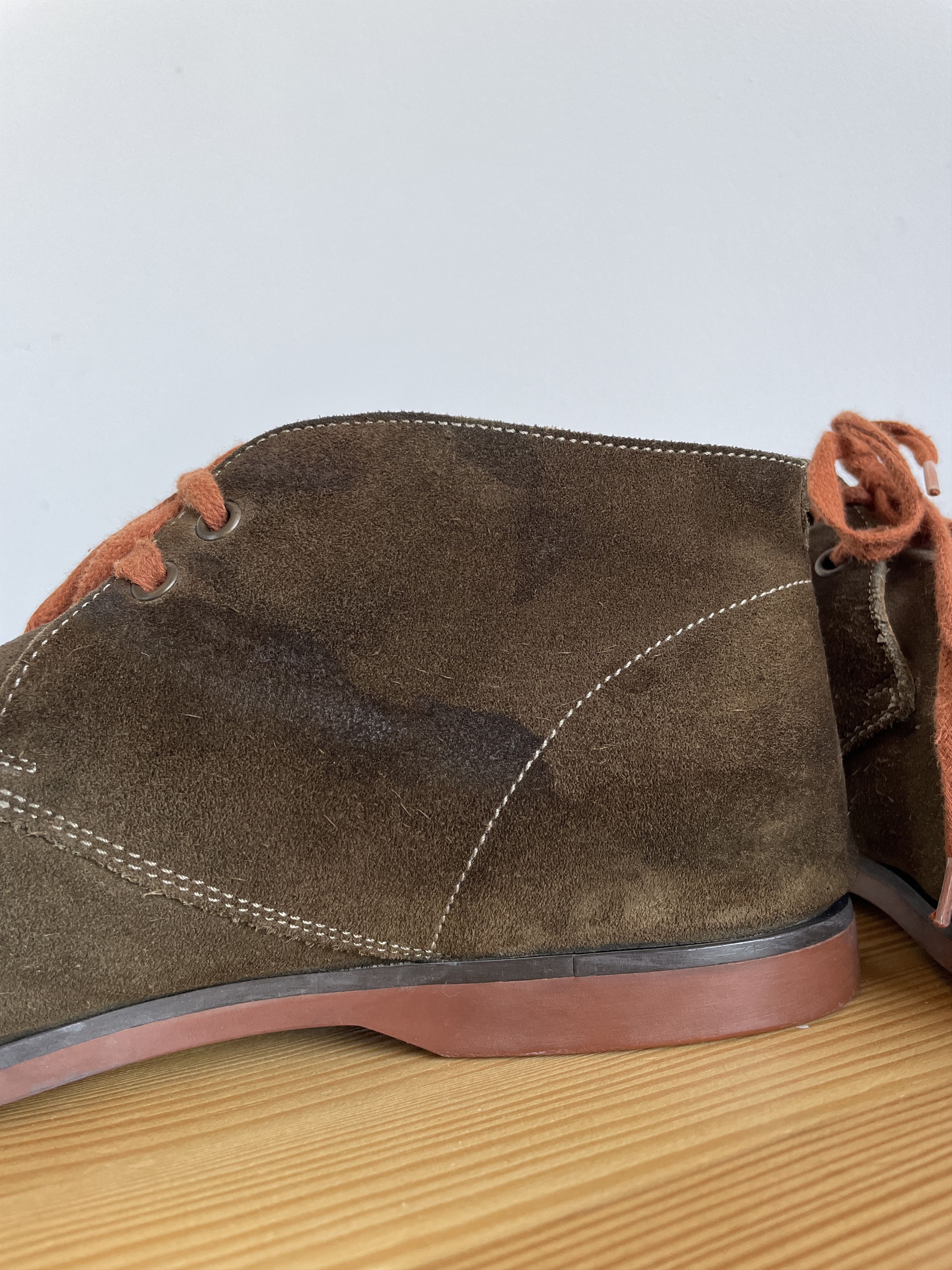 John Varvatos John Varvatos Suede Brown Chukka Boots Size US 9 Size US 9 / EU 42 - 5 Thumbnail