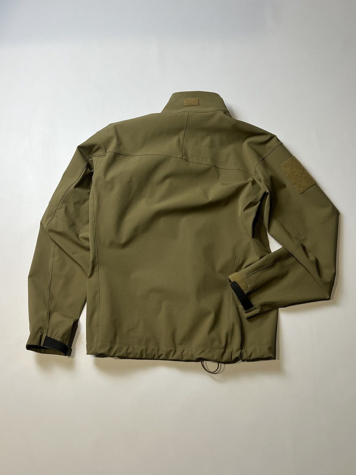 Arc'teryx Arc’teryx LEAF Combat Softshell Jacket – Crocodile Size US M / EU 48-50 / 2 - 4 Thumbnail