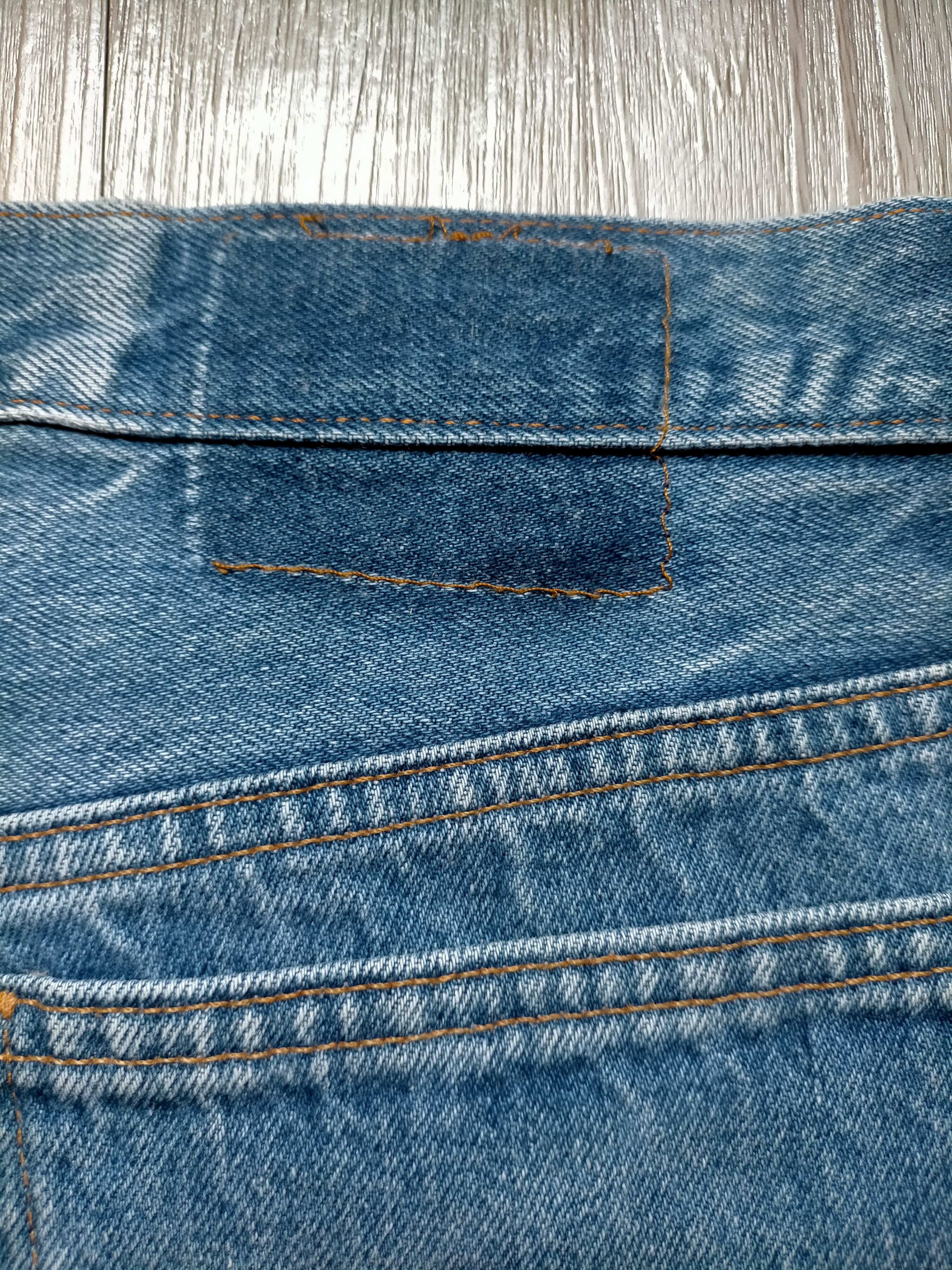 Levi's Vintage Clothing Vintage Levis 501 button Fly Blue Jeans Size US 31 - 22 Thumbnail