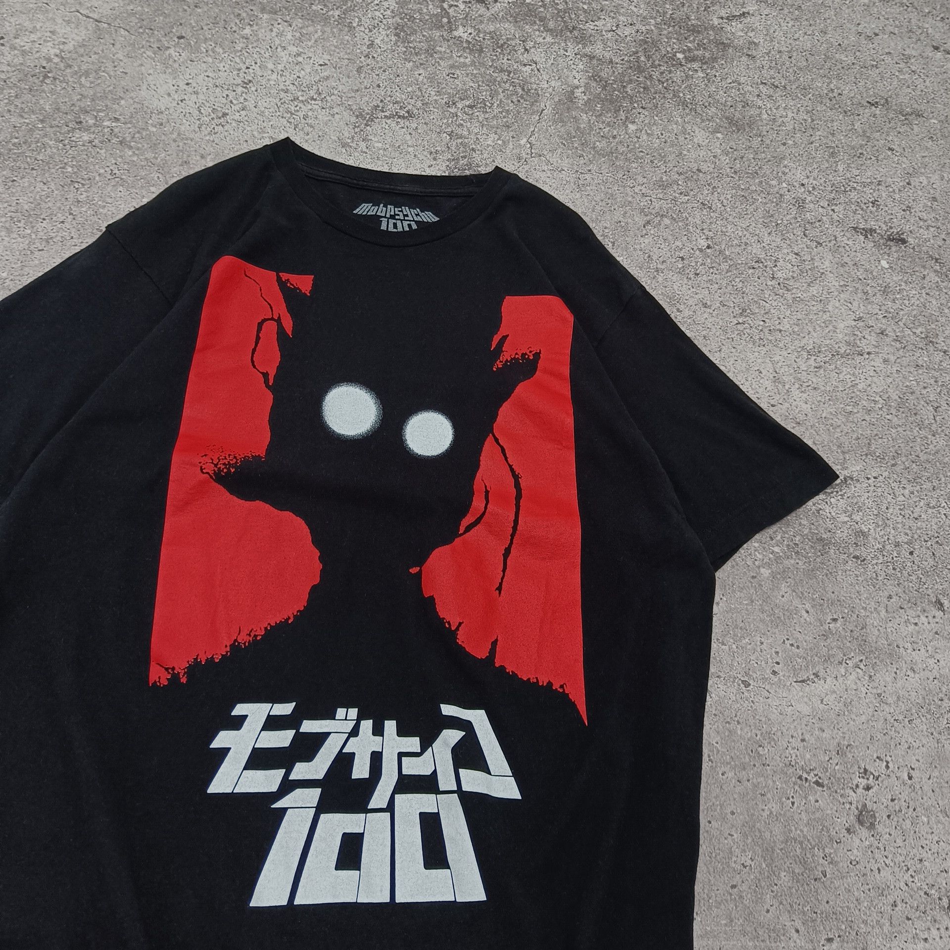 Japanese Brand Mob Psycho Anime Crunchyroll T-Shirt Black and Red Size US L / EU 52-54 / 3 - 2 Thumbnail