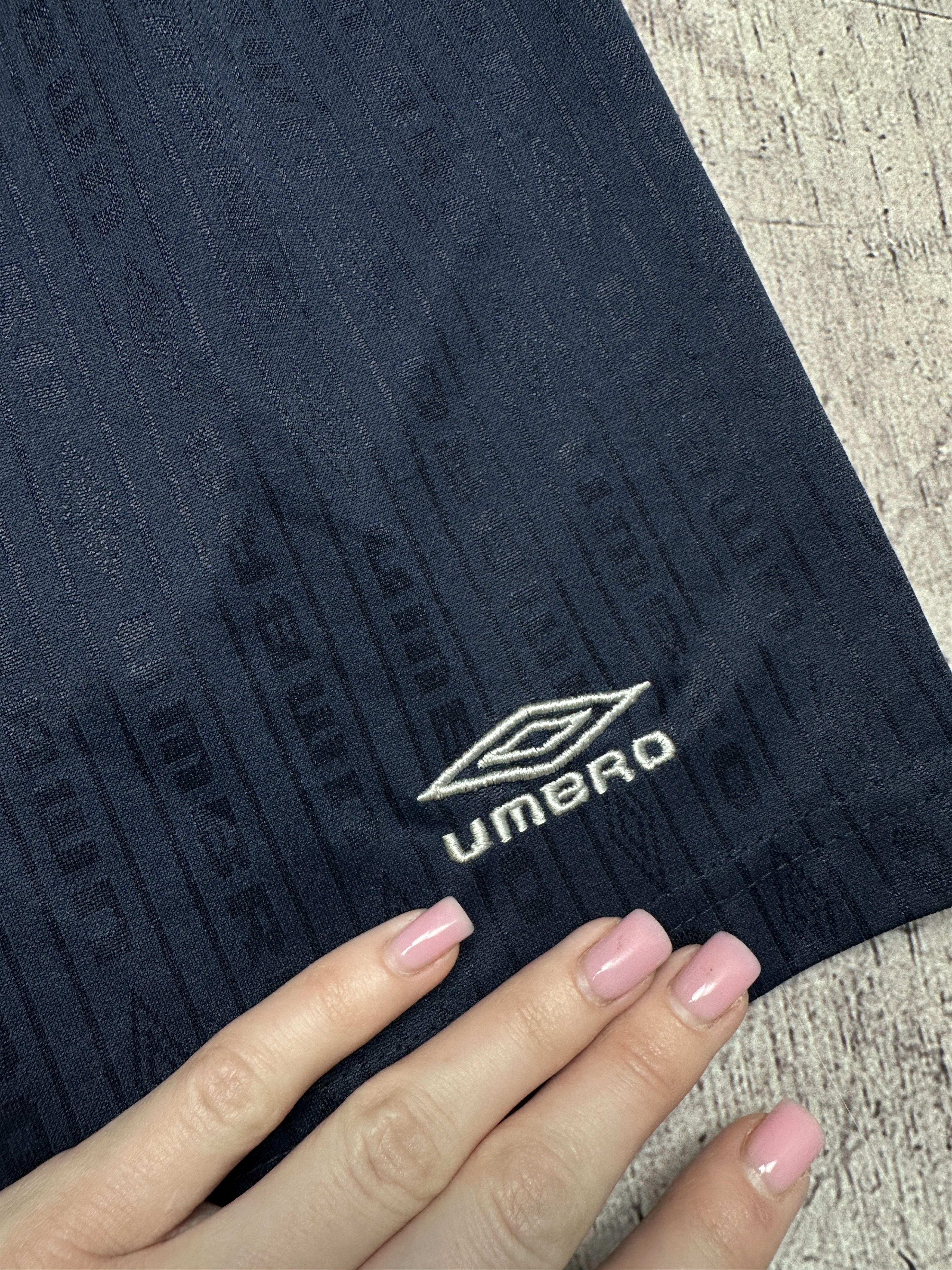 Umbro Umbro Vintage Mens Monogram Shorts Size US 36 / EU 52 - 3 Thumbnail