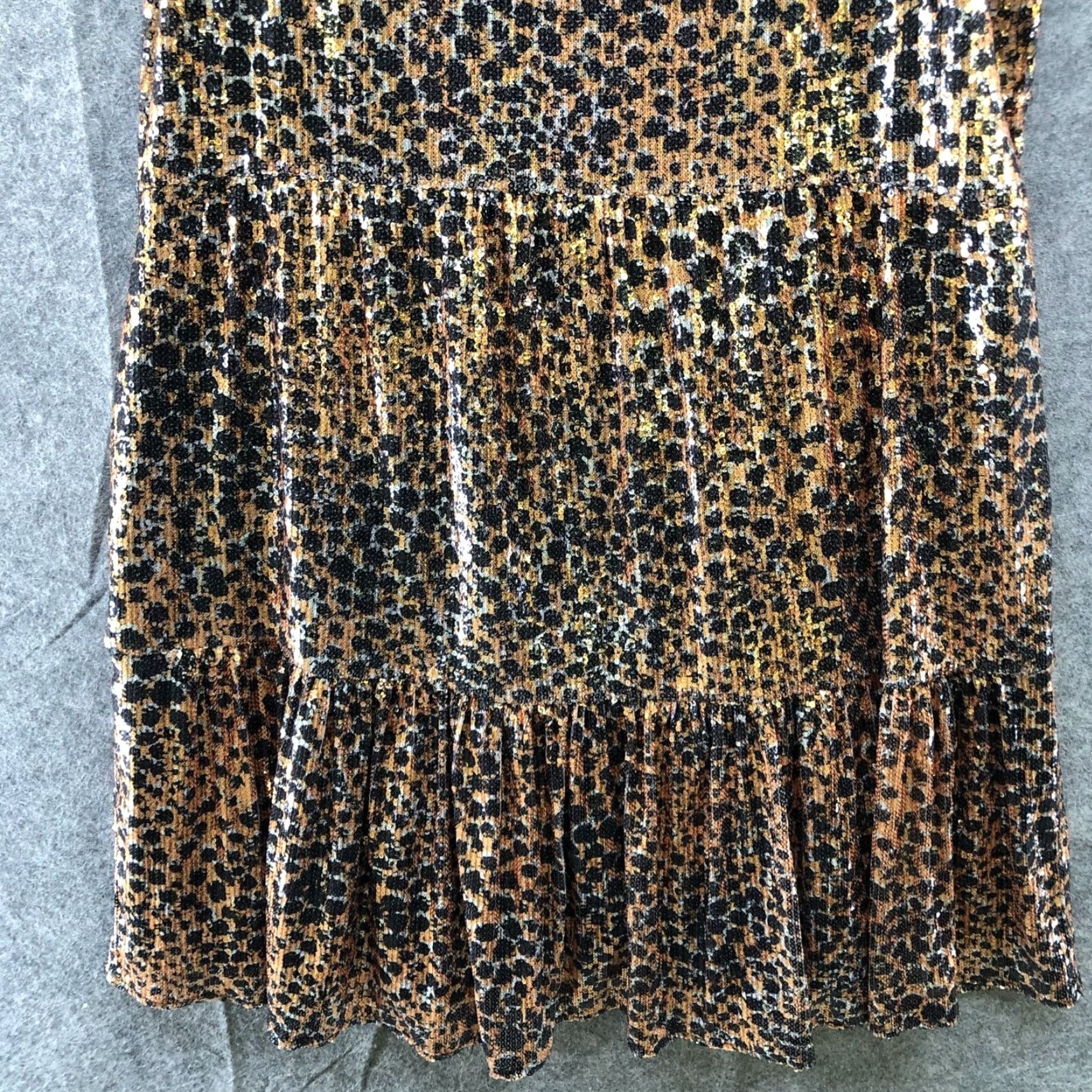 Anthropologie Anthropologie Othilia Joella Sequined Mini Dress S LeopardFlutter Sleeve Baddie Size S / US 4 / IT 40 - 4 Thumbnail