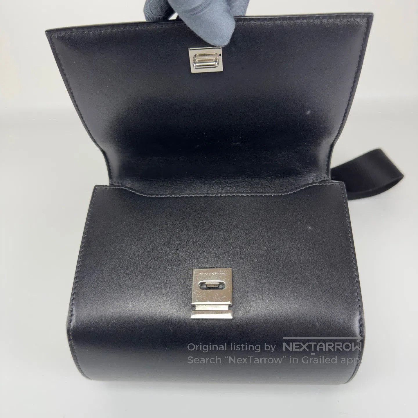 Givenchy Givenchy Pandora Black Shoulder Bag. Size ONE SIZE - 9 Thumbnail