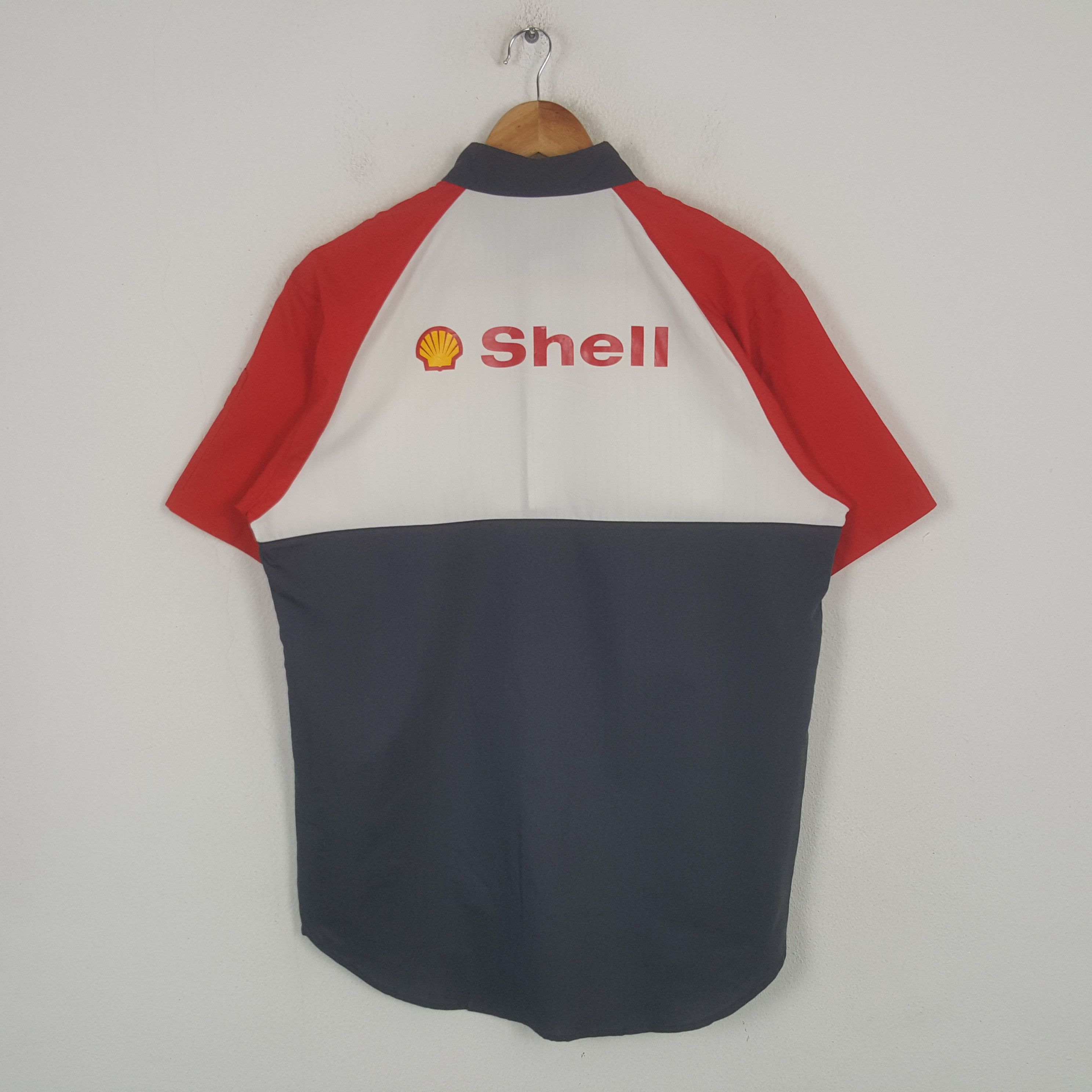 Vintage Vintage Shell Formula One Uniform Shirt Button Up C301N65 Size US L / EU 52-54 / 3 - 1 Thumbnail