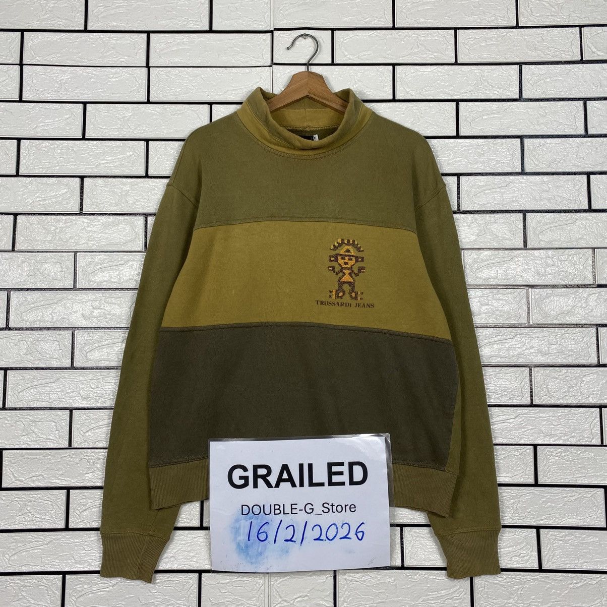 Japanese Brand Vintage Turtle Neck Sweatshirt Trussardi Big Logo Size US M / EU 48-50 / 2 - 1 Thumbnail