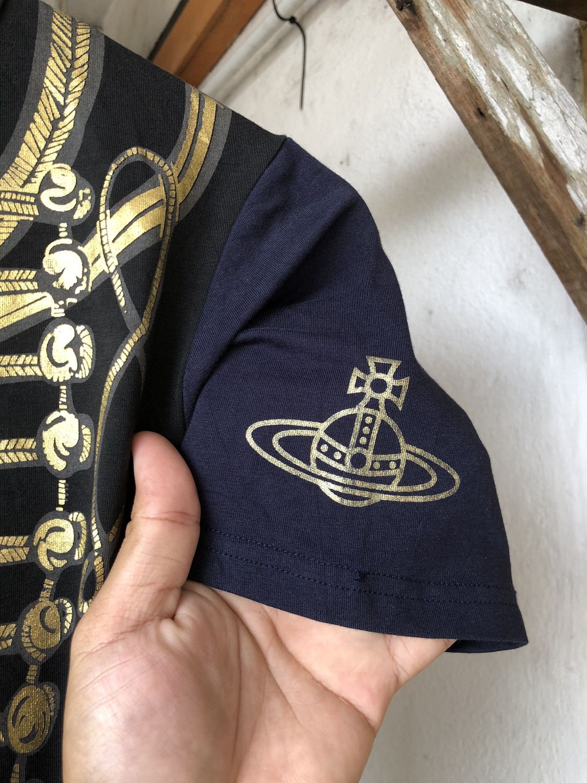 Vivienne Westwood Rare❗️Vivienne Westwood British Army Printed Short Sleeve Size M / US 6-8 / IT 42-44 - 4 Thumbnail