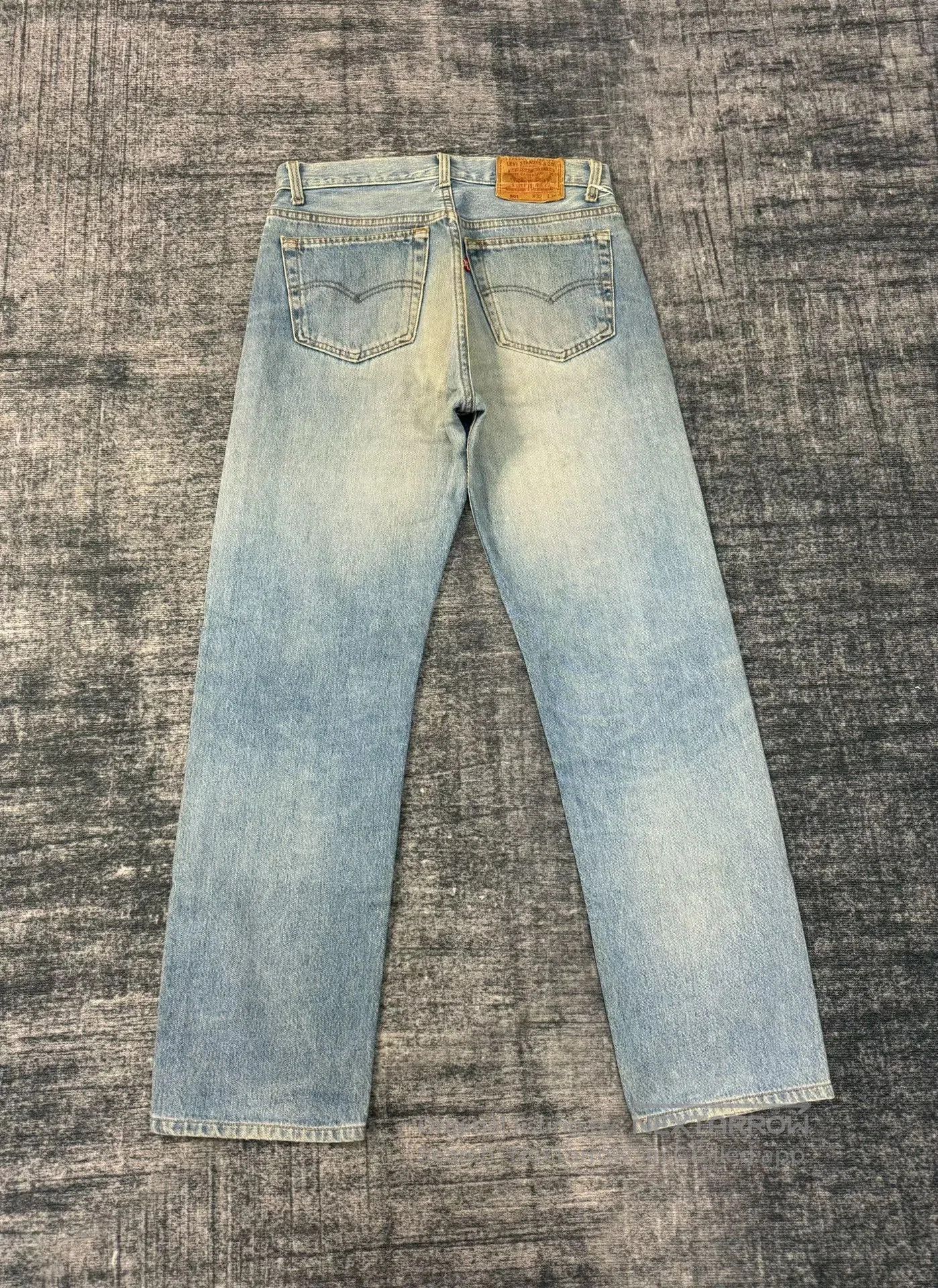 Levi's Vintage Levi's 501 90s American Blue Jeans. Size US 32 / EU 48 - 5 Thumbnail