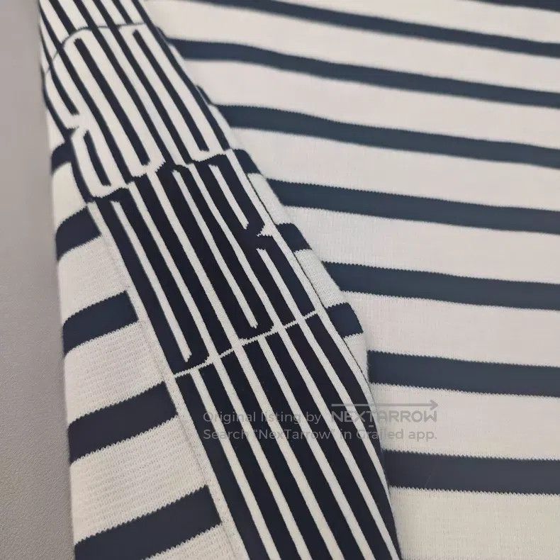 Dior Dior Black and white striped knitted long sleeves Size XS / US 0-2 / IT 36-38 - 7 Thumbnail