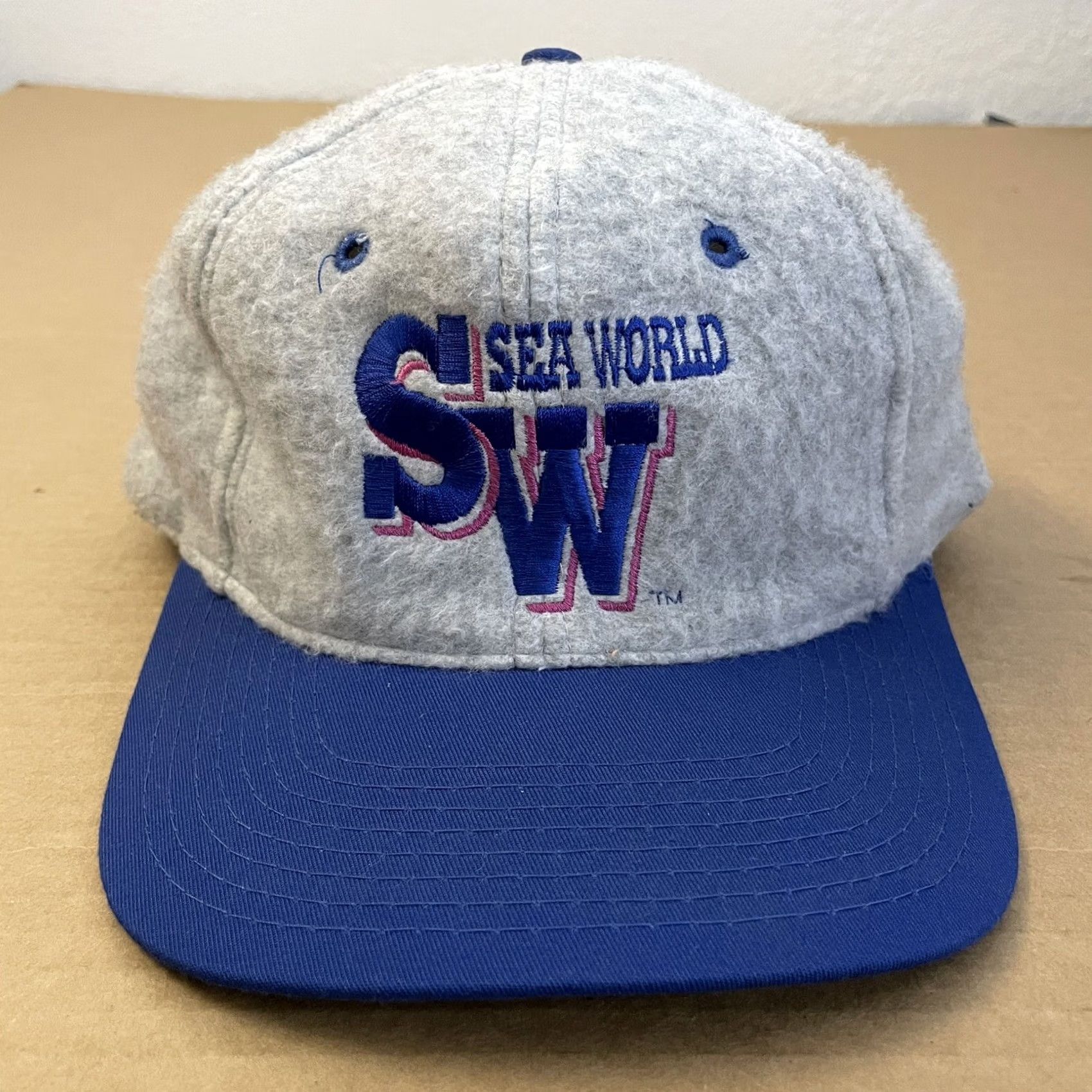 Vintage VINTAGE Sea World Hat Cap Strapback Adjustable Blue Spell Out Strap 90s Y2K Mens Hat Adult One Size Blue Stripe Size ONE SIZE - 2 Thumbnail