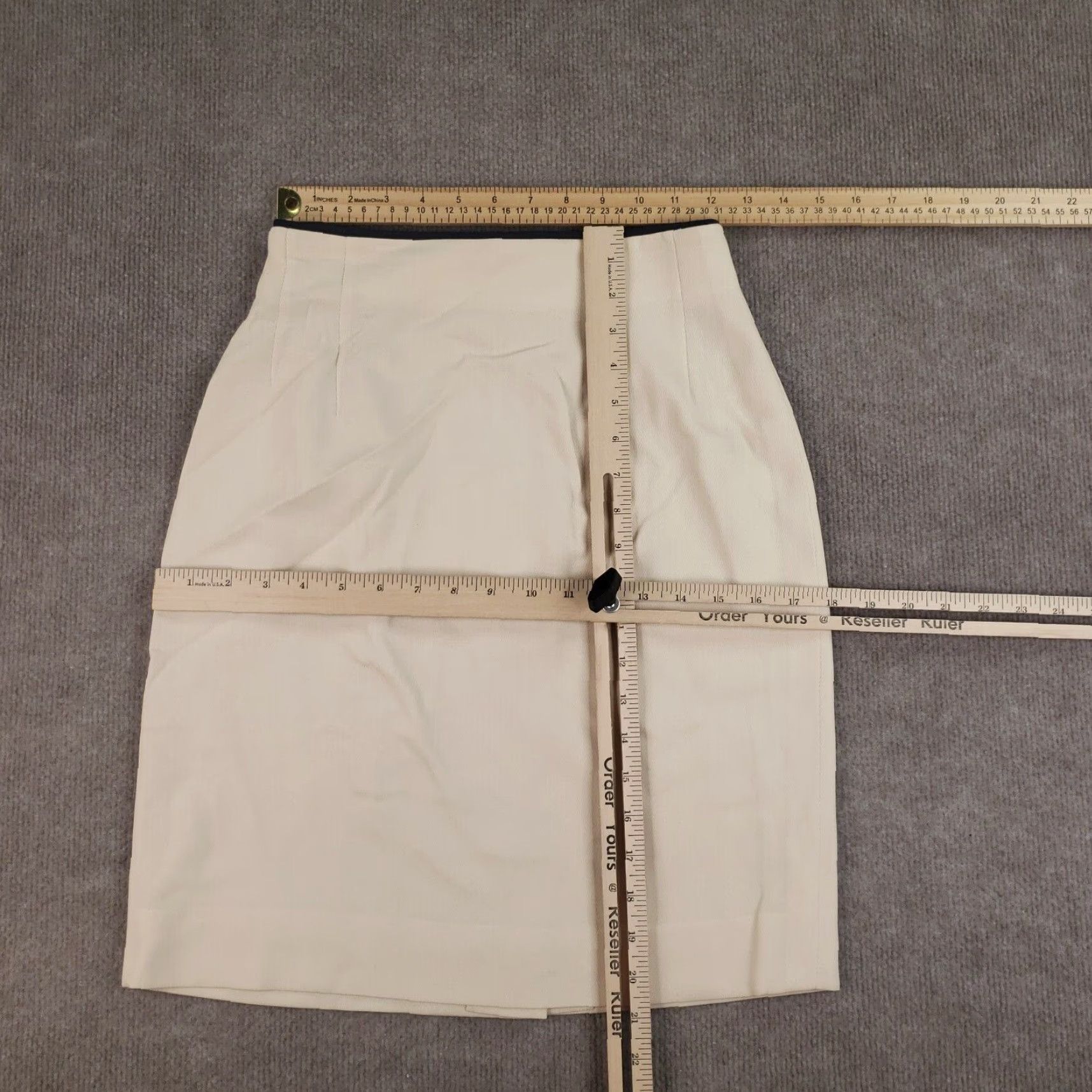 Escada VINTAGE ESCADA Women's Skirt Size 36 Ivory Wool Pencil Straight Casual All Seasons Size 25" / US 0 / IT 36 - 2 Thumbnail