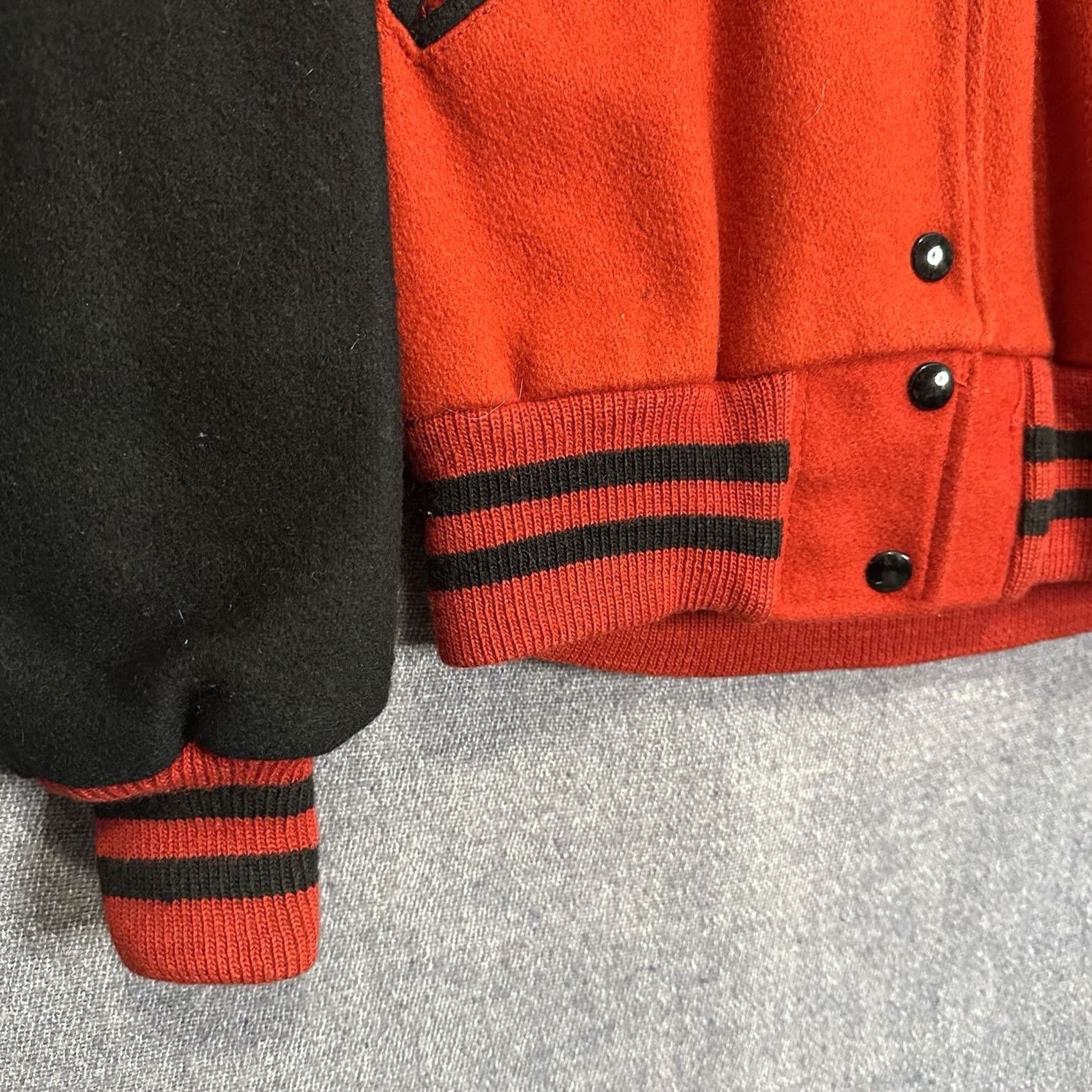 Vintage VINTAGE Howe Athletic Jacket Wool Varsity Small USA Made Red Wool 80s 90s Embroidered Pocket Long Sleeve Snap Button Women Varsity Jacket Short Length Size S / US 4 / IT 40 - 4 Thumbnail