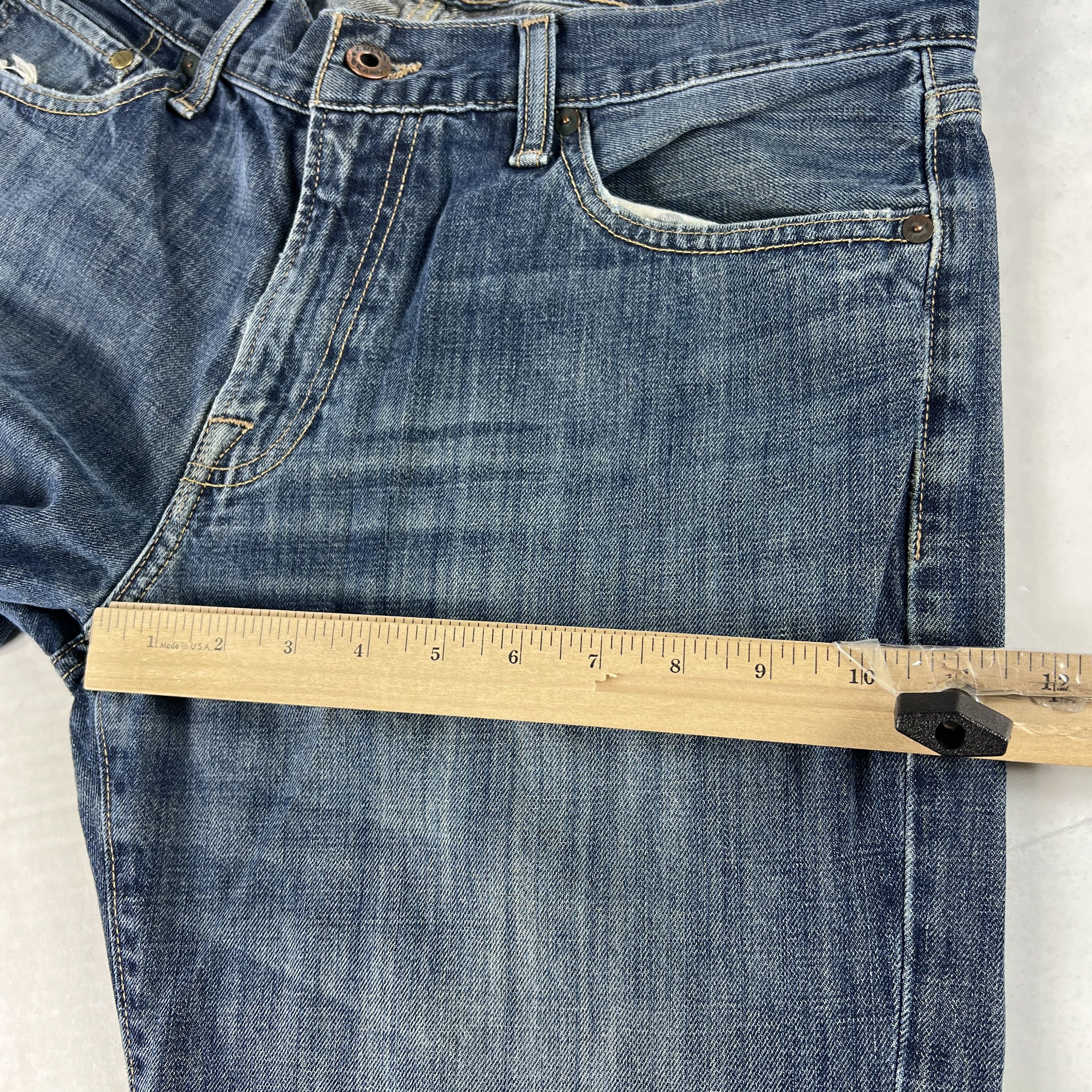 Lucky Brand Lucky Brand Jeans 221 Straight Blue Faded Distressed Denim Size US 33 - 21 Thumbnail