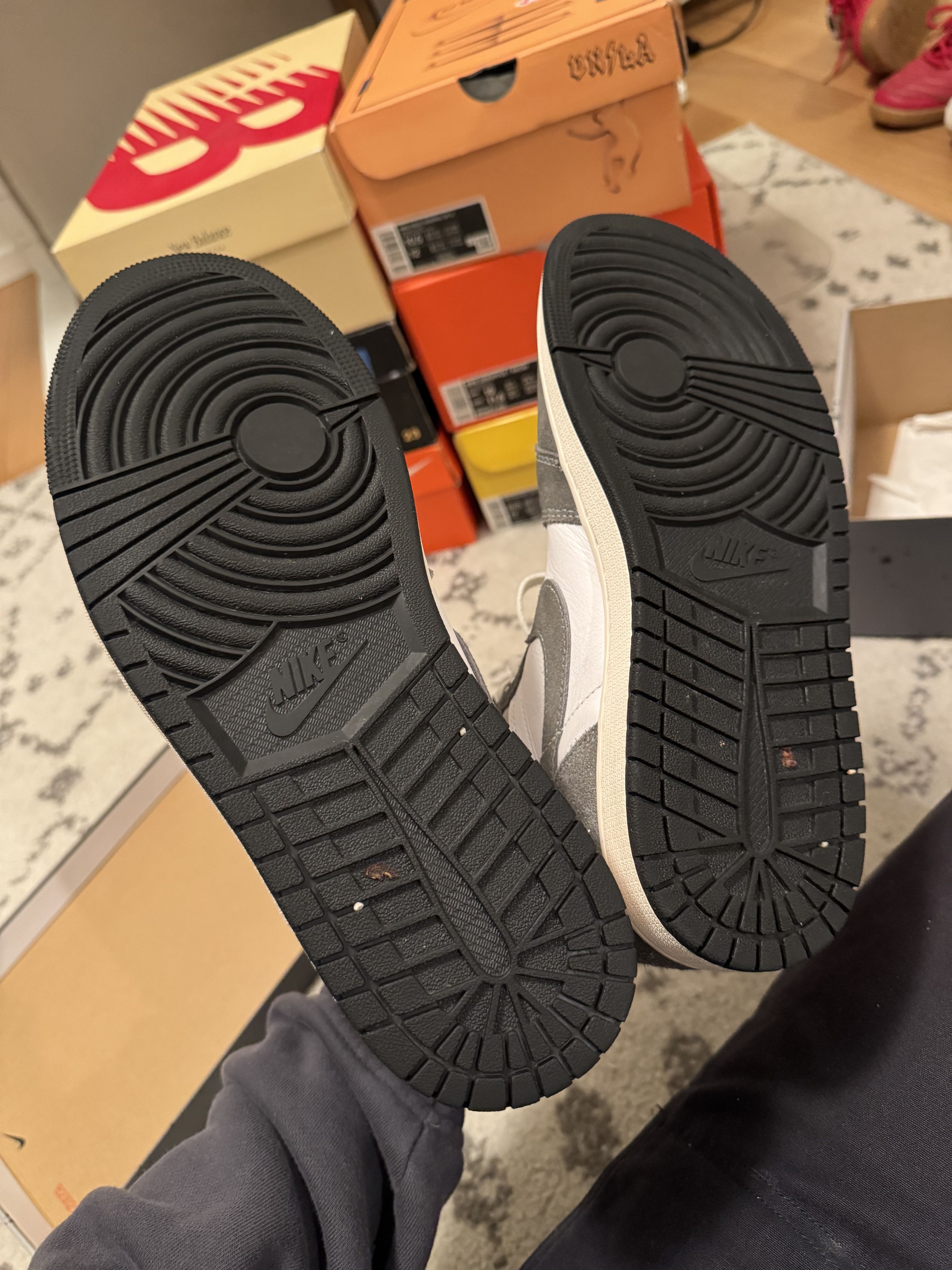 Jordan Brand Nike Air Jordan 1 Retro High OG "Washed Black" Size US 10.5 / EU 43-44 - 3 Thumbnail
