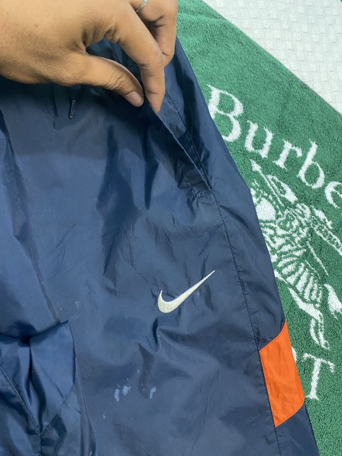Carhartt Wip × Nike VINTAGE NIKE 90S BAGGY WIDE LEG SWOOSH TRACK PANTS Y2K Size US 38 / EU 54 - 6 Thumbnail