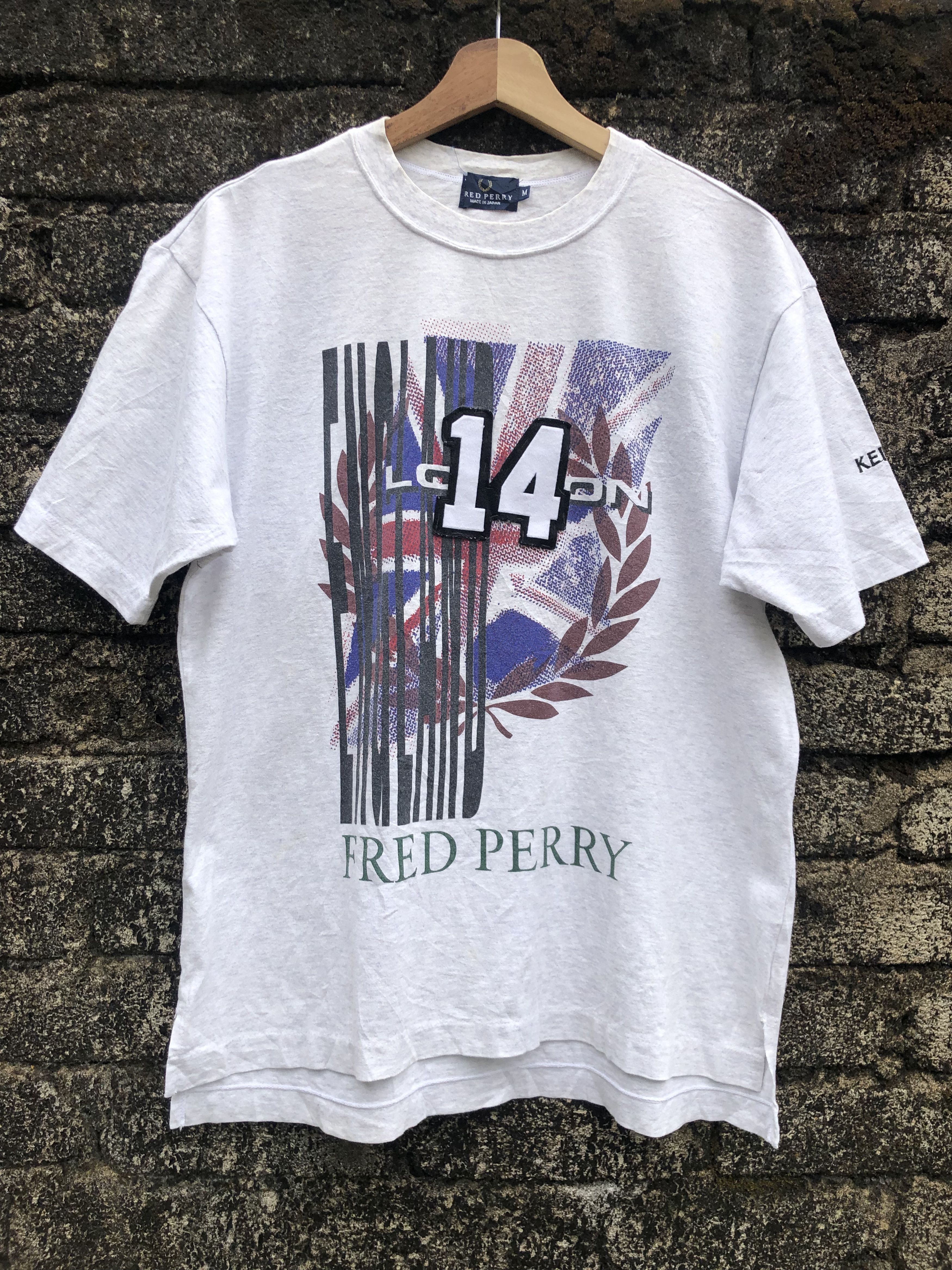 Fred Perry × Vintage Vintage 90s Fred Perry Big Logo Tshirt Size US M / EU 48-50 / 2 - 1 Thumbnail