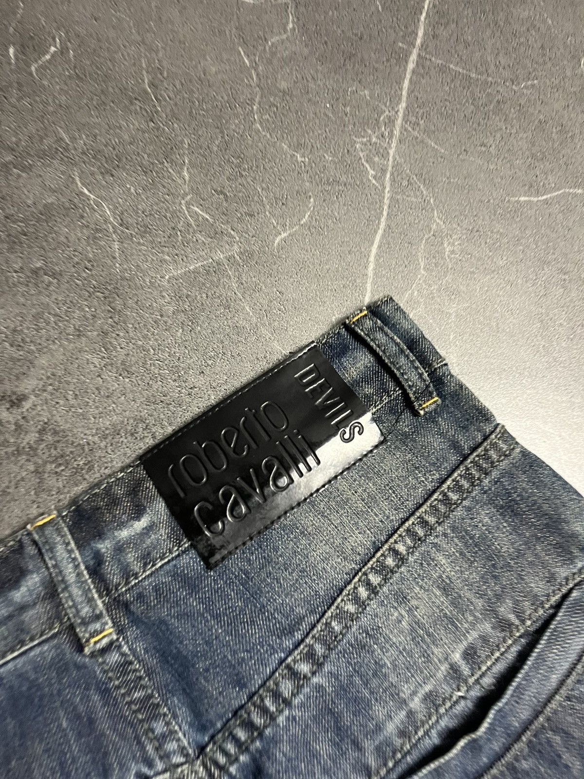 Roberto Cavalli Roberto Cavalli evils jeans new with tags rick owens style Size US 26 / EU 42 - 11 Thumbnail