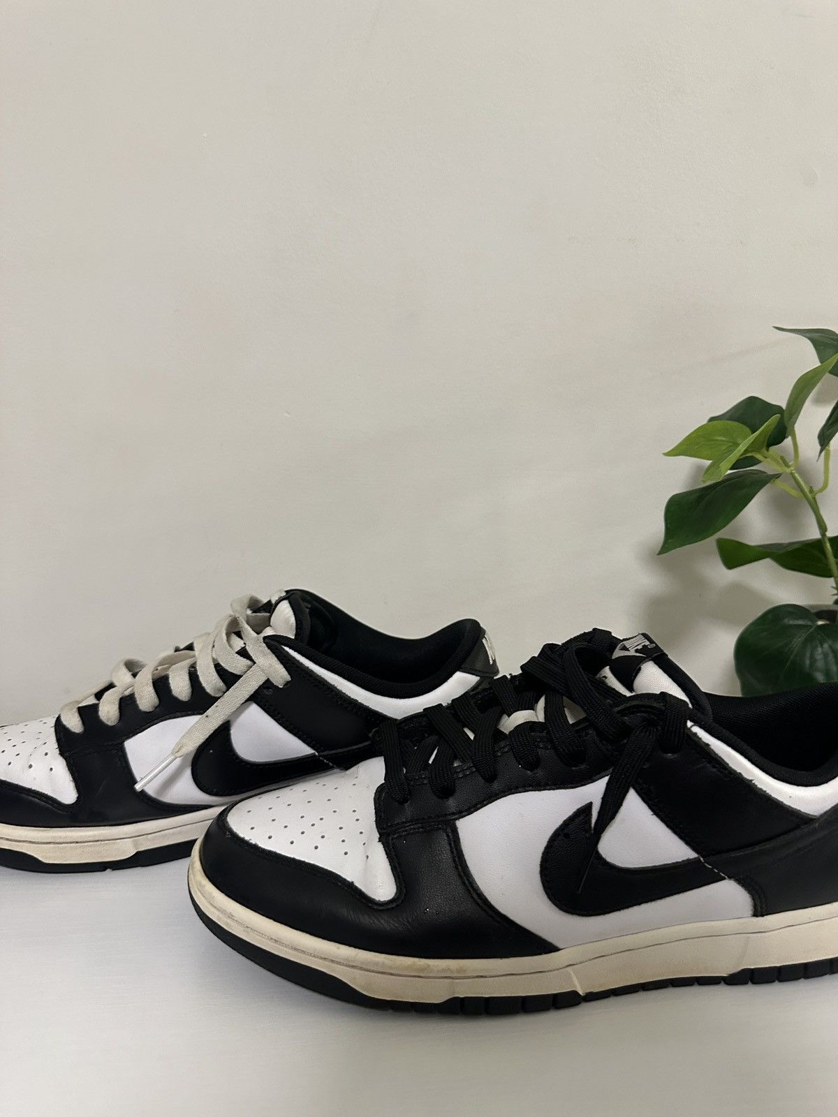 Nike Nike Mens retro panda dunks Size US 9 / EU 42 - 5 Thumbnail