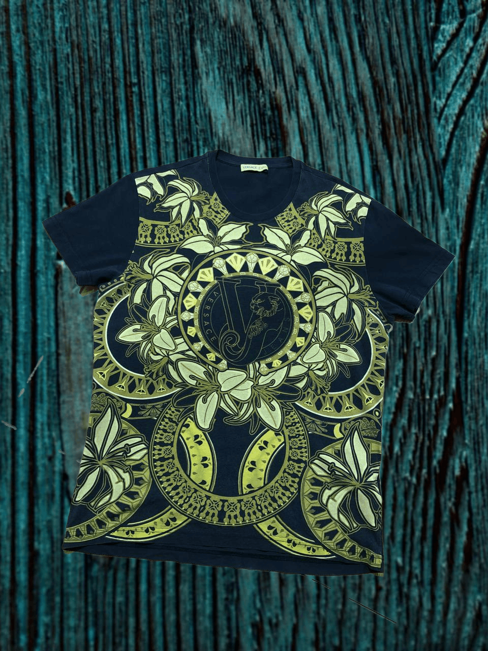 Versace Jeans Couture Versace Jeans Overprint Big Logo Luxury T-Shirt Size US M / EU 48-50 / 2 - 1 Thumbnail