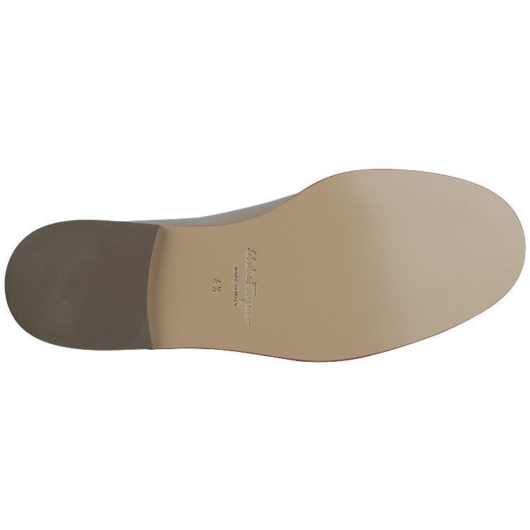 Salvatore Ferragamo o1s1rm0724 Vivaldo Leather Loafers in Ivory Size US 5.5 / IT 35.5 - 9 Thumbnail