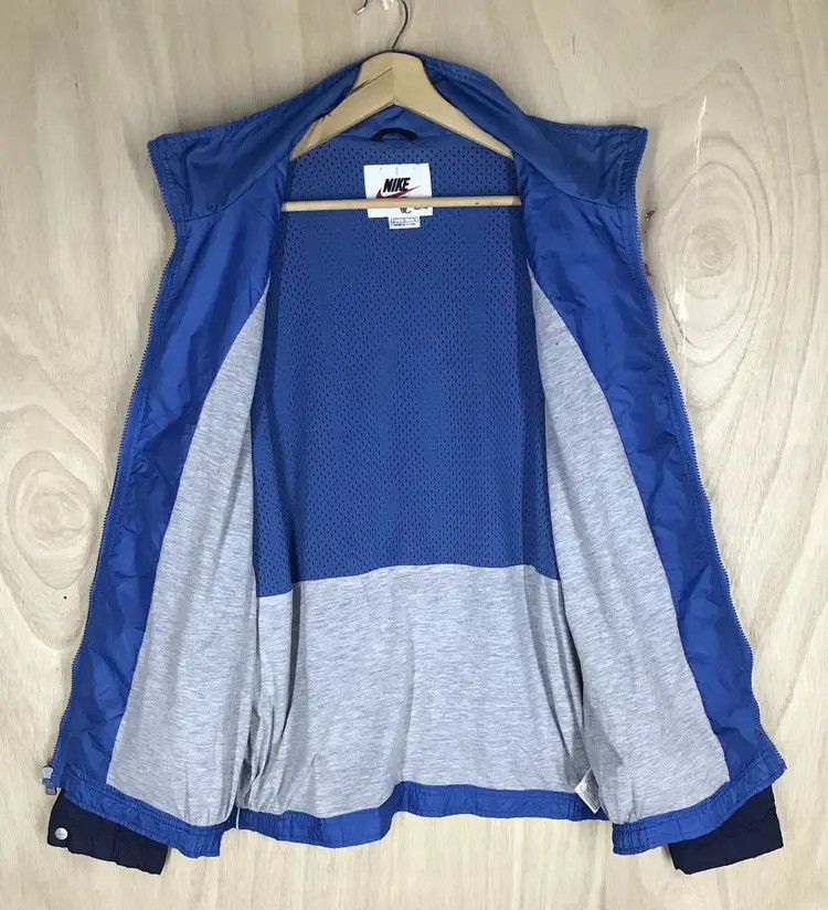 Nike Vintage 90's Nike Swoosh Windbreaker Size US L / EU 52-54 / 3 - 2 Thumbnail