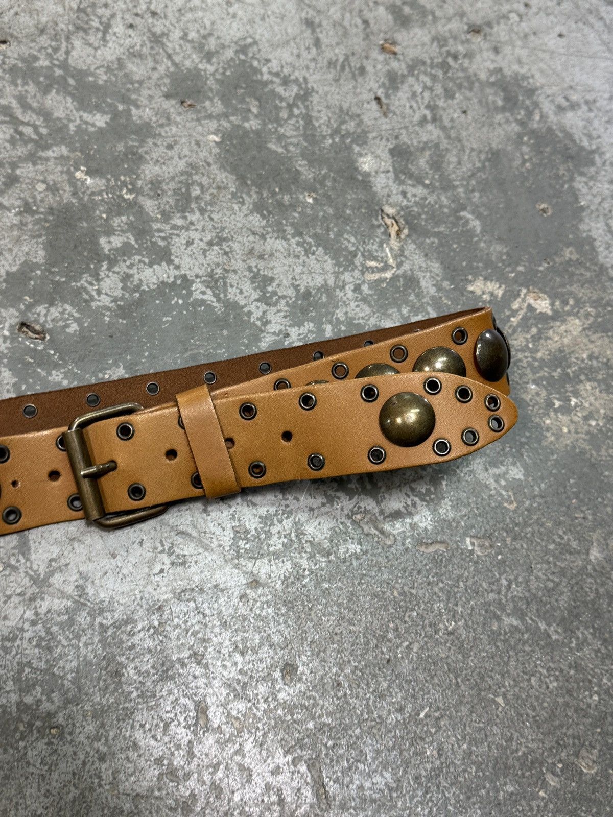 Vintage Vintage Real Leather Belts With Studs Size ONE SIZE - 3 Thumbnail