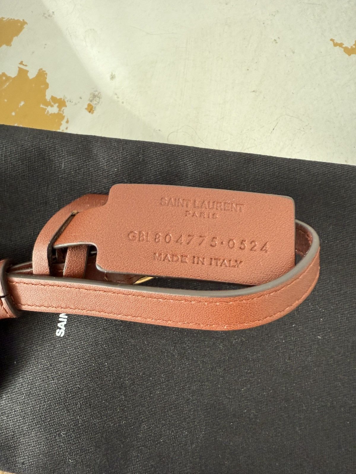 Saint Laurent Paris New Saint Laurent le Monogramme luggage tag in brown Size ONE SIZE - 2 Thumbnail
