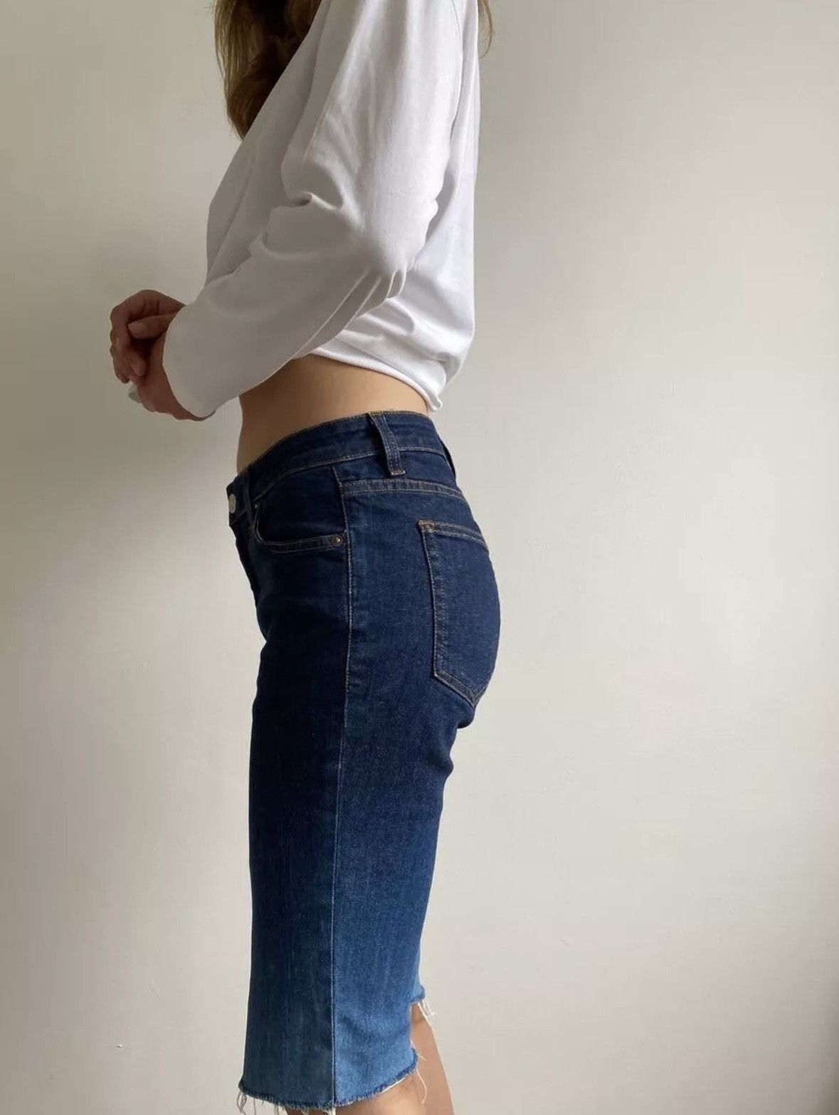 Acne Studios ACNE STUDIOS WOMEN SHORTS FLEX DEGRADE RAW LOW RISE 28/32 Size 28" / US 6 / IT 42 - 11 Thumbnail