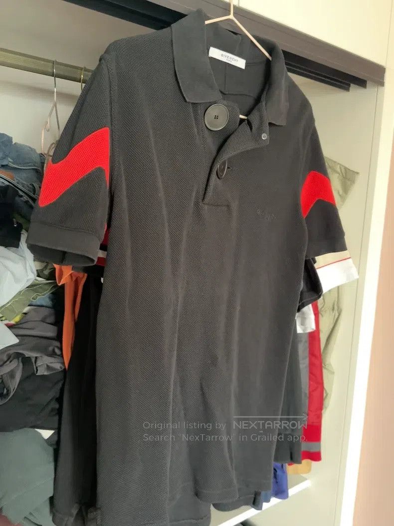 Givenchy Givenchy Men's T-shirt Size US M / EU 48-50 / 2 - 9 Thumbnail