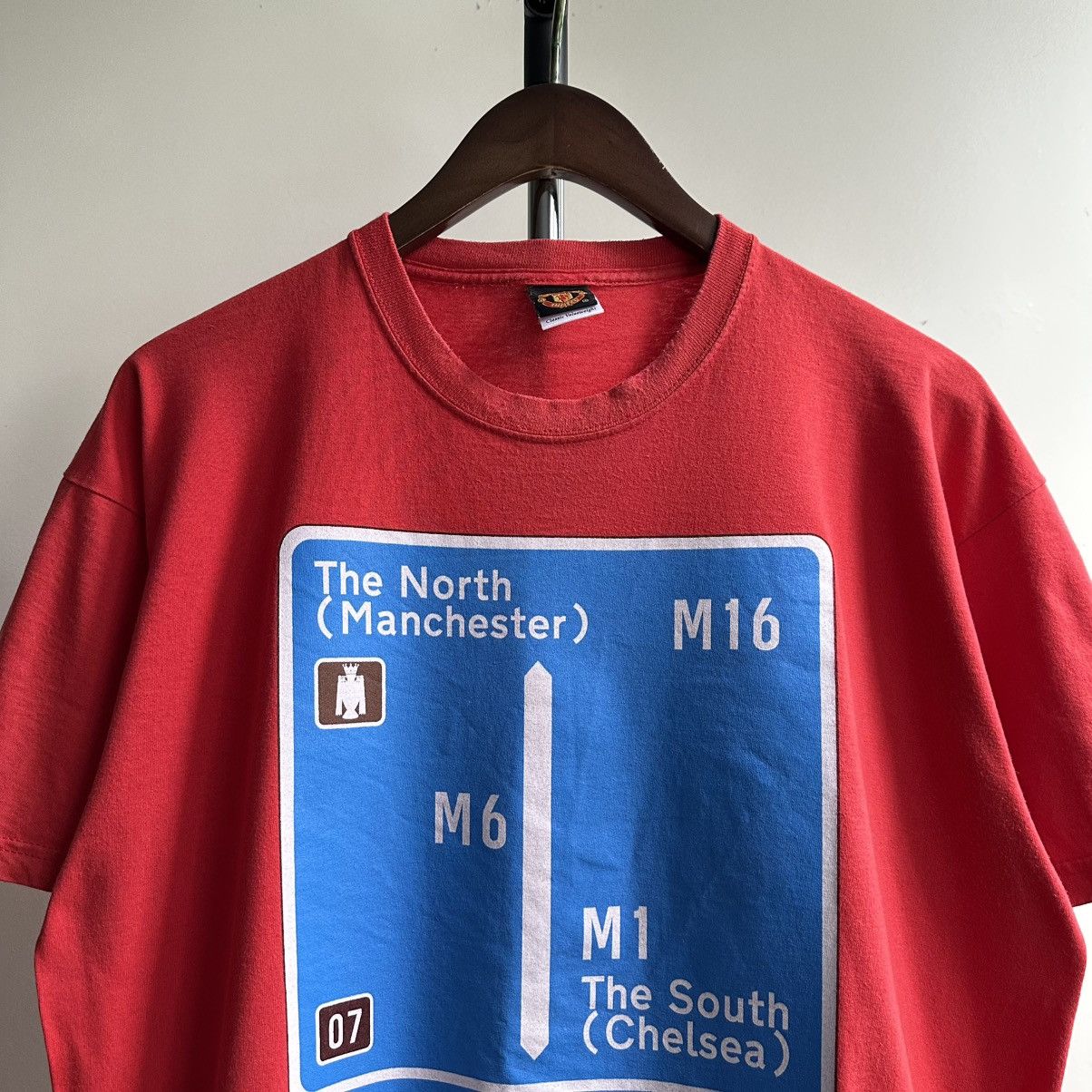 Vintage Vintage Manchester United vs Chelsea Soccer Promo Tee Size US L / EU 52-54 / 3 - 3 Thumbnail