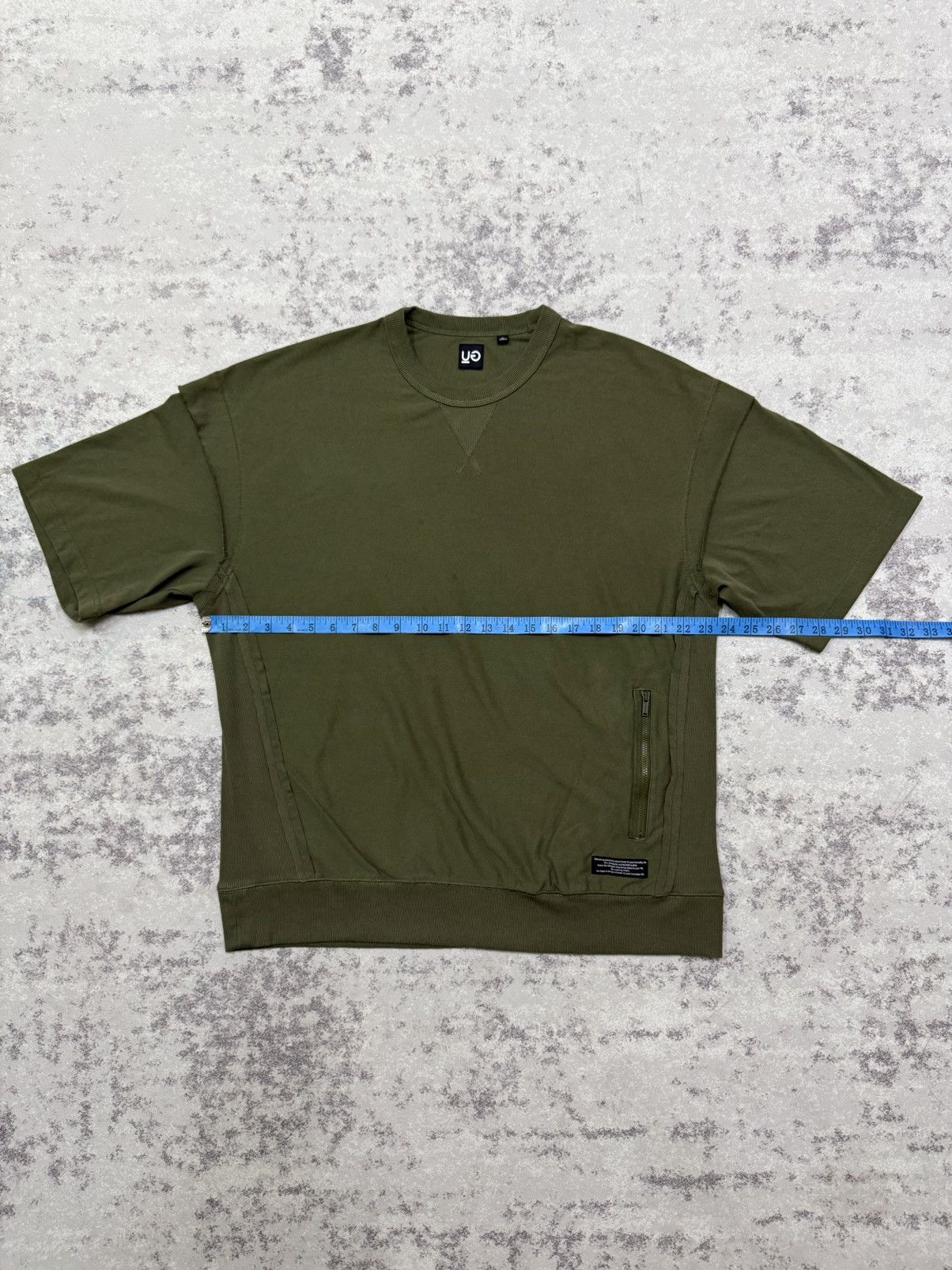 GU GU OLIVE GREEN SHORTSLEEVE SWEATSHIRT Size US XL / EU 56 / 4 - 16 Thumbnail