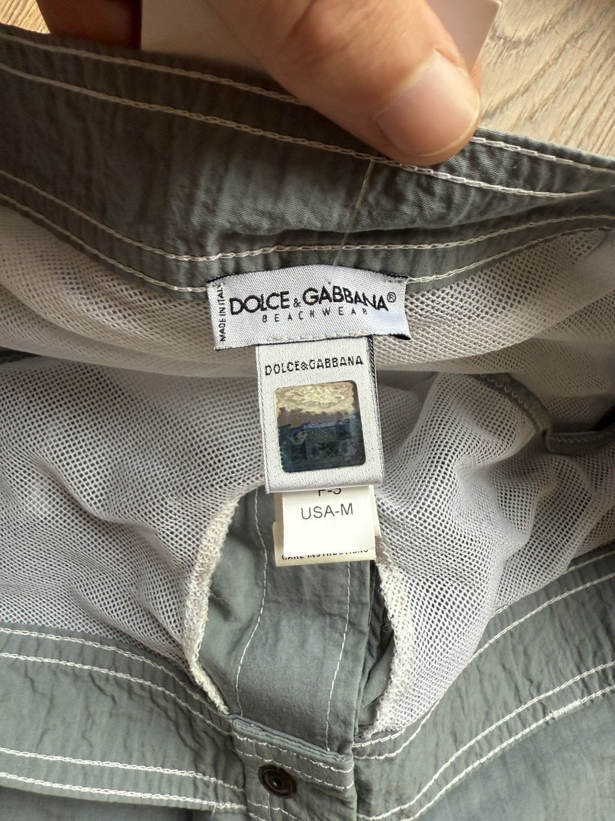 Dolce & Gabbana Dolce & Gabbana Beachwear Ombre Logo Swim Shorts Size US 32 / EU 48 - 5 Thumbnail