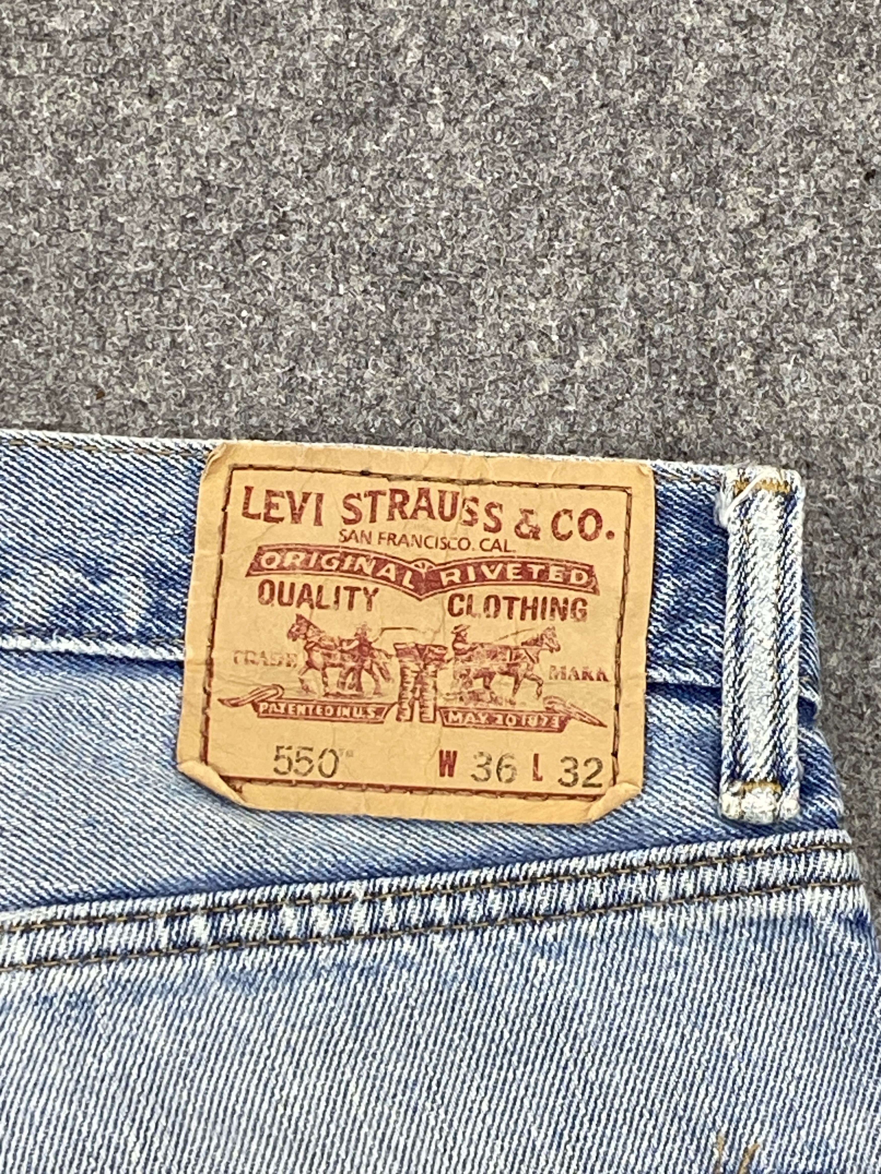 Levi's Light Washed Vintage Levis 550 Jeans DP2338 Size US 35 - 5 Thumbnail