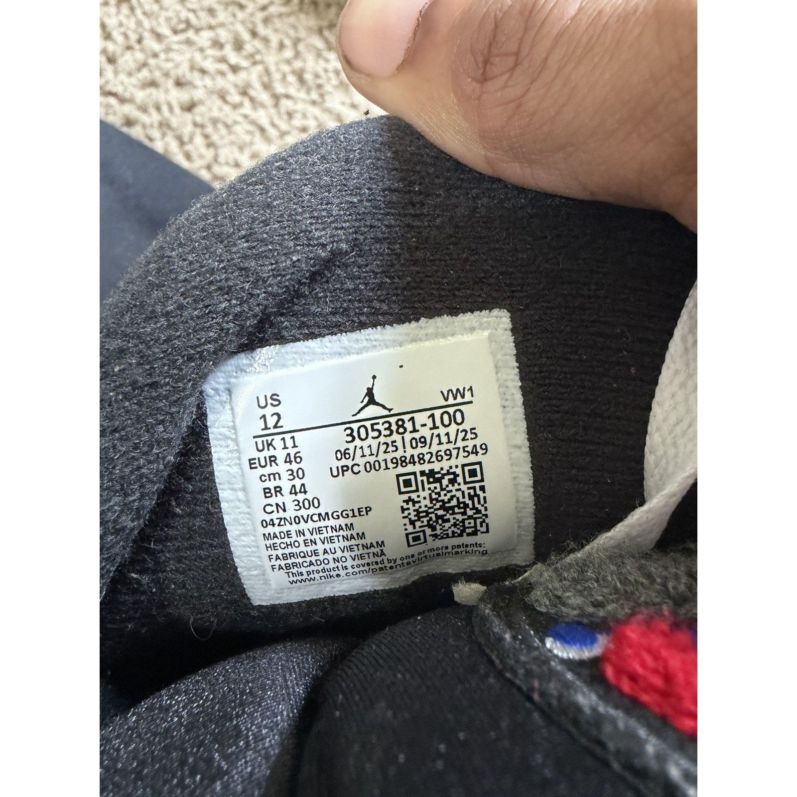 Jordan Brand Size 12 - Air Jordan 8 Retro 2025 Bugs Bunny Size US 12 / EU 45 - 7 Thumbnail