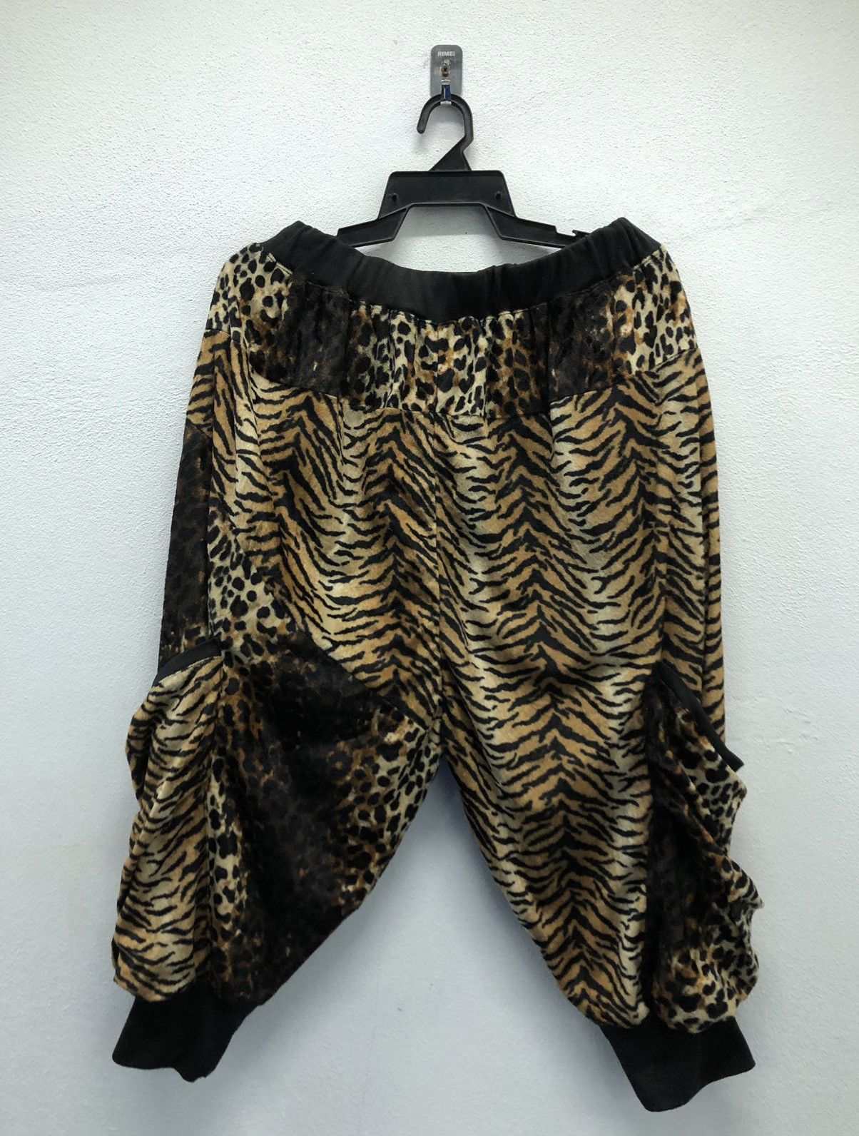Japanese Brand × Vintage Vintage Clash Gear Animal Print Drop-Crotch Pants (Size M) Size 30" / US 8 / IT 44 - 2 Thumbnail
