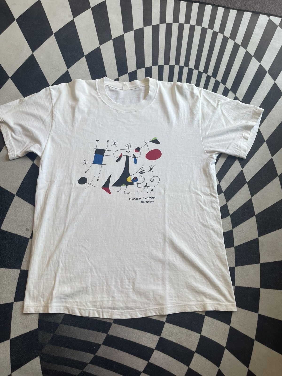 Arts & Science 90s Joan Miró Art Fundació Joan Miró Barcelona Museum Tee Size US XL / EU 56 / 4 - 2 Thumbnail