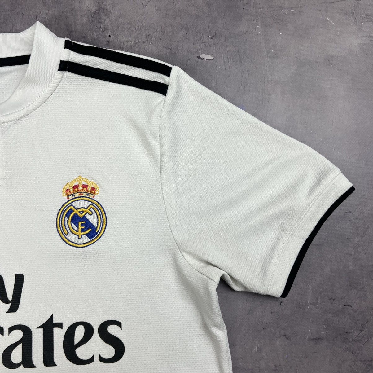 Adidas Rare! Real Madrid Adidas Soccer Jersey Away Shirt 00s Size US S / EU 44-46 / 1 - 6 Thumbnail