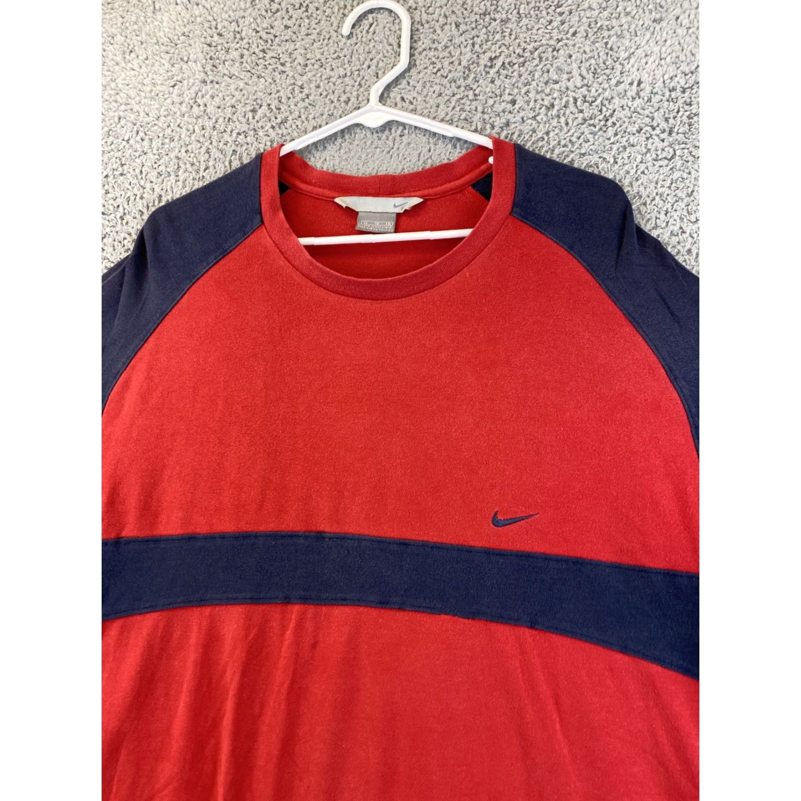 Nike VINTAGE Nike T-Shirt Mens XL Red Short Sleeve Navy 60-1 Metal Size US XL / EU 56 / 4 - 2 Thumbnail