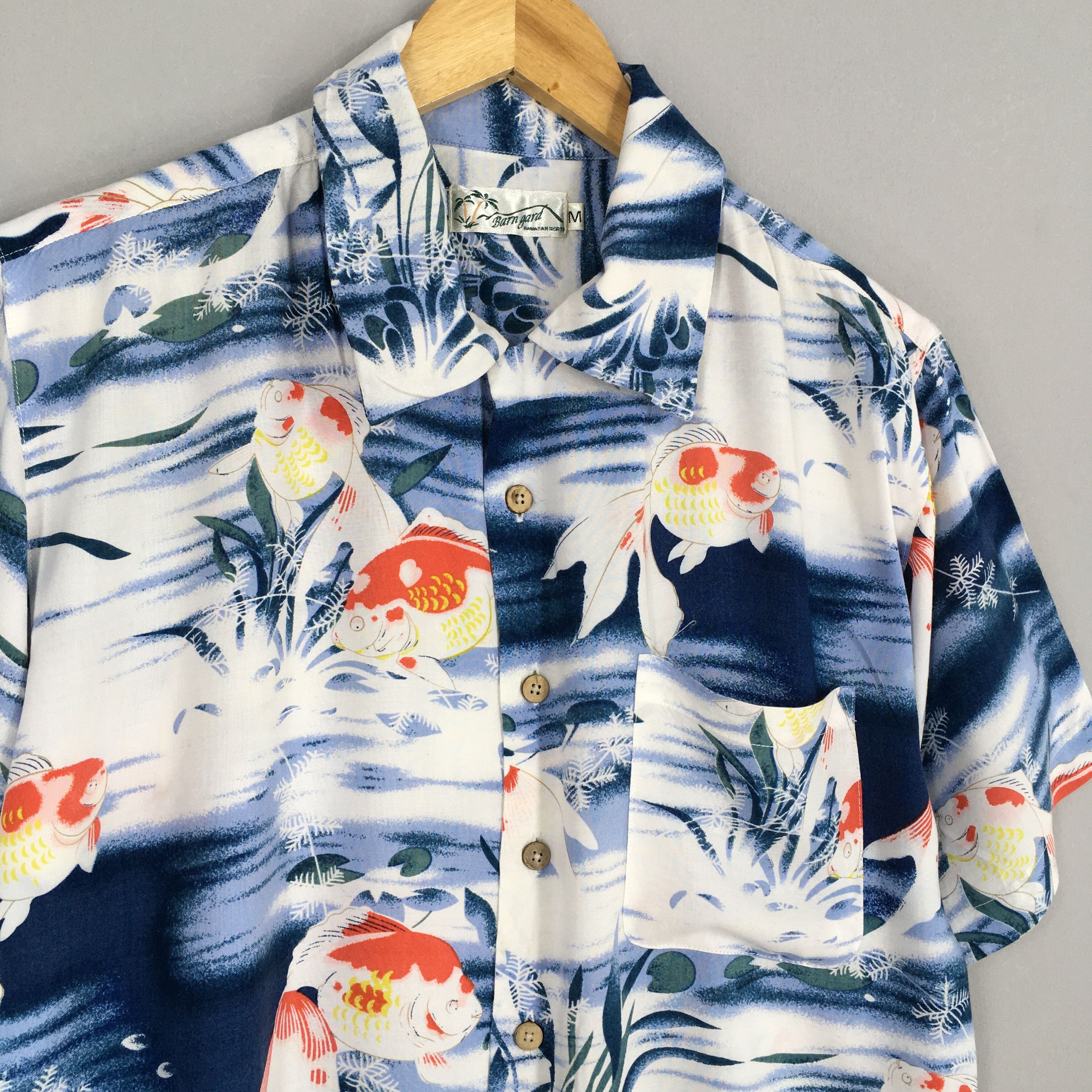 Japanese Brand Vintage Hawaiian Japanese Gold Fish Rayon Shirt Medium Size US M / EU 48-50 / 2 - 3 Thumbnail
