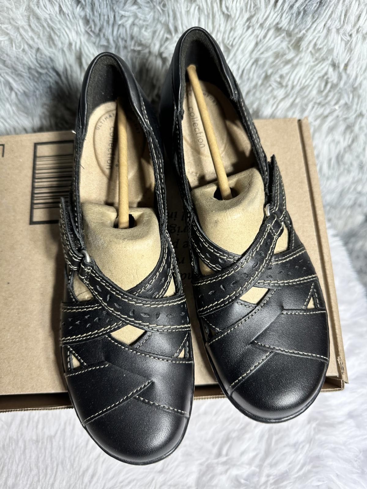 Clarks Clarks Black Leather Mary Jane Flats Shoes Size US 8 / IT 38 - 1 Thumbnail