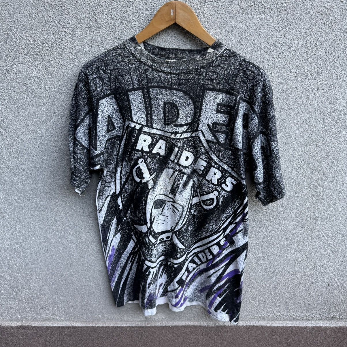 NFL Vintage 90s RAIDERS all over print tee NFL Size US M / EU 48-50 / 2 - 1 Thumbnail