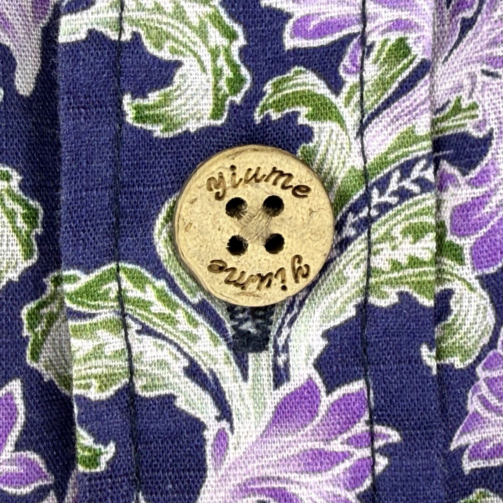 Vintage Yiume Mens Short Sleeve Button Down Shirt Small Purple Floral Cotton 100% Cotton Size US S / EU 44-46 / 1 - 7 Thumbnail