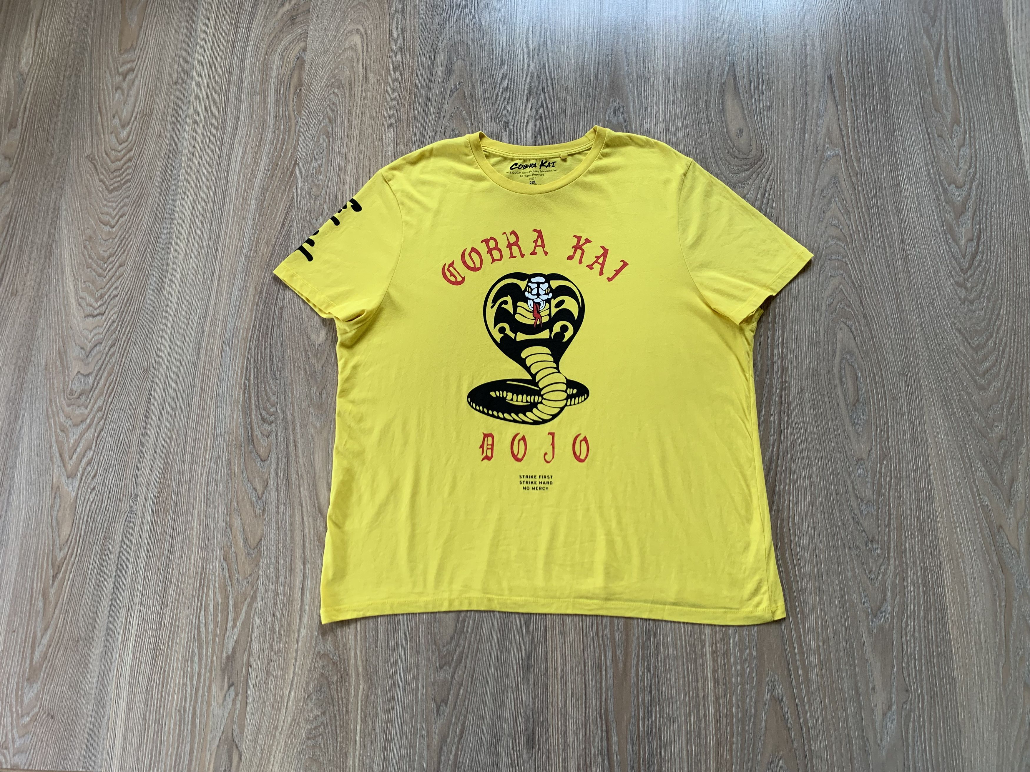 Cobra Cobra Kai Cotton T Shirt 2021 Size US XXL / EU 58 / 5 - 1 Thumbnail