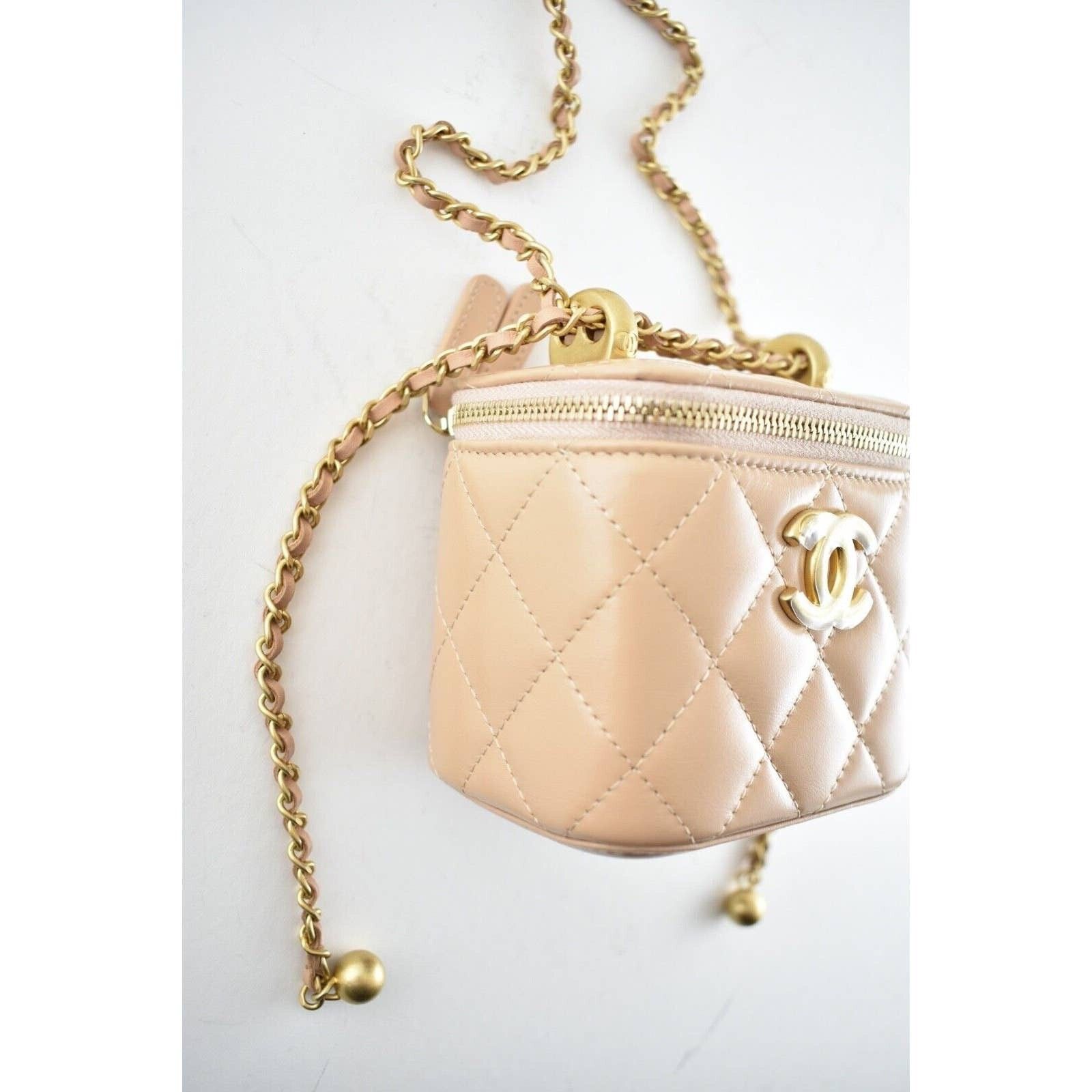 Chanel Chanel Vanity With Chain Pearl Logo Shoulder Crossbody Bag Size ONE SIZE - 8 Thumbnail