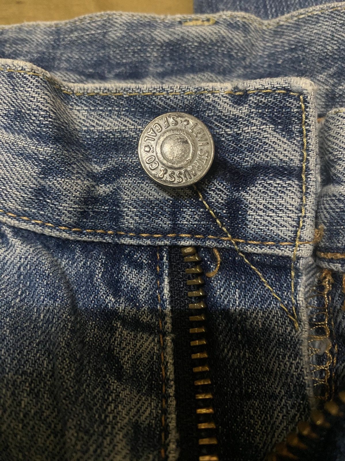 Levi's Vintage Clothing Vintage Levi’s Big E Redline Selvedge Distressed Pocket Size US 32 / EU 48 - 12 Thumbnail