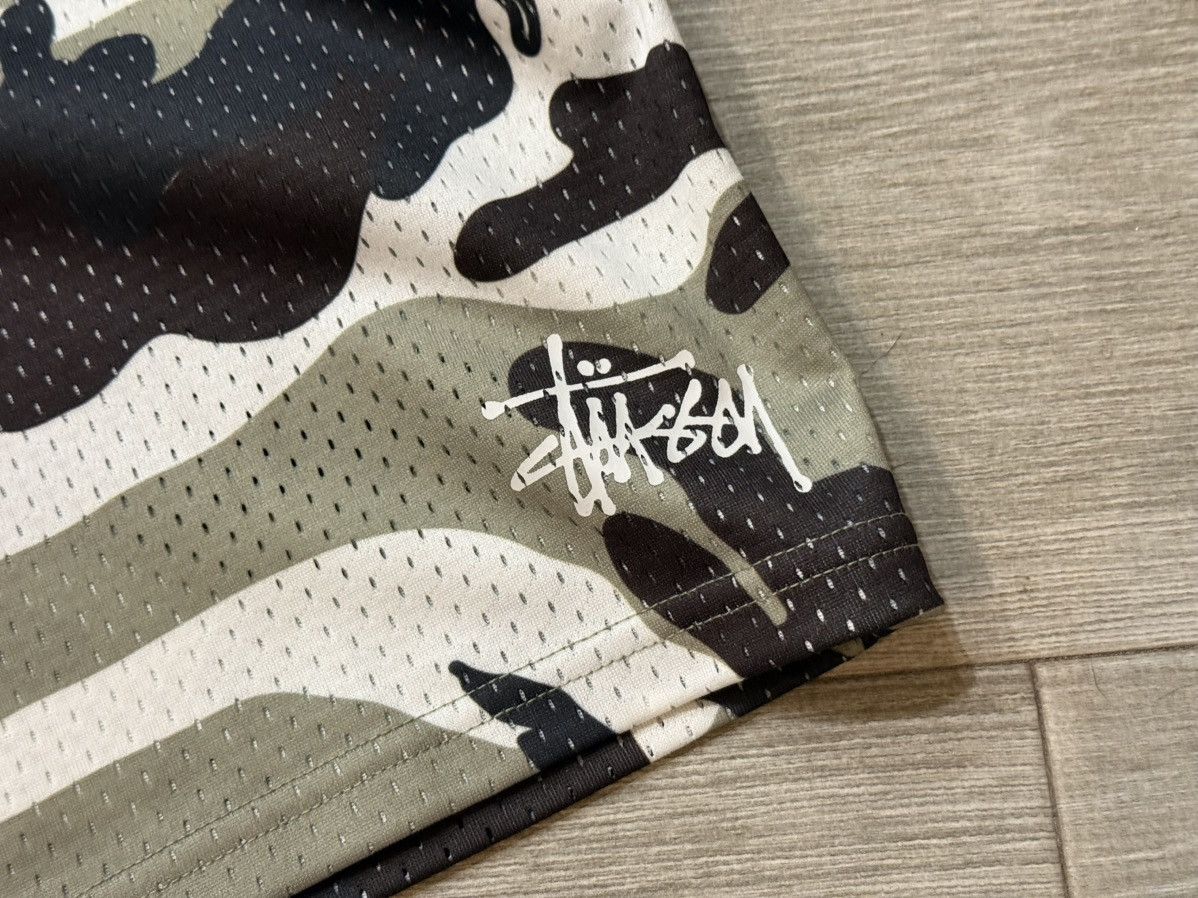 Stussy Men's Stussy Basic Mesh Shorts 112335 Snow Camo Sz Large New Size US 36 / EU 52 - 2 Thumbnail