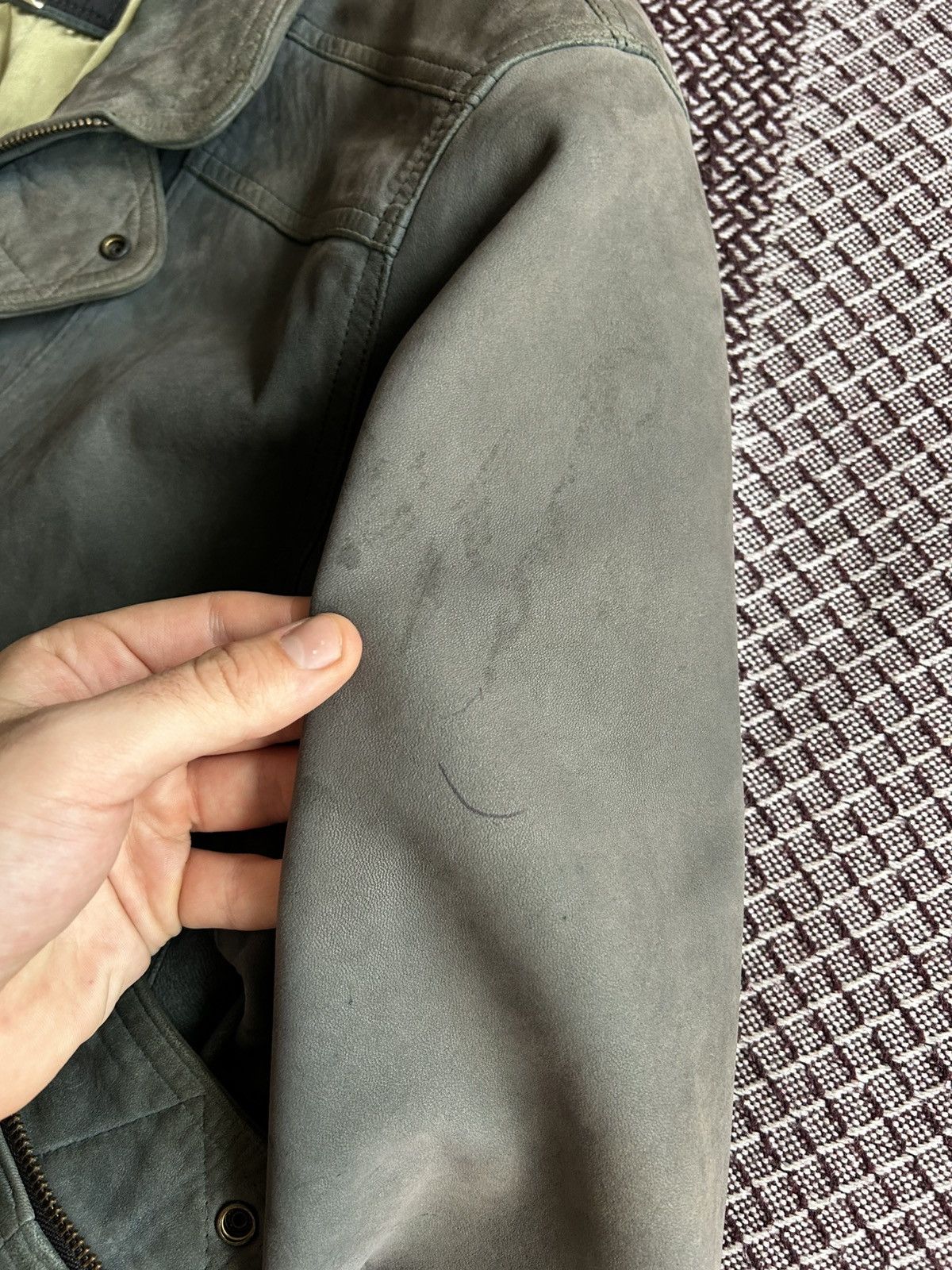 Genuine Leather Vintage Leather Bomber Jacket Heavy Faded Thrashed Size L Size US L / EU 52-54 / 3 - 10 Thumbnail