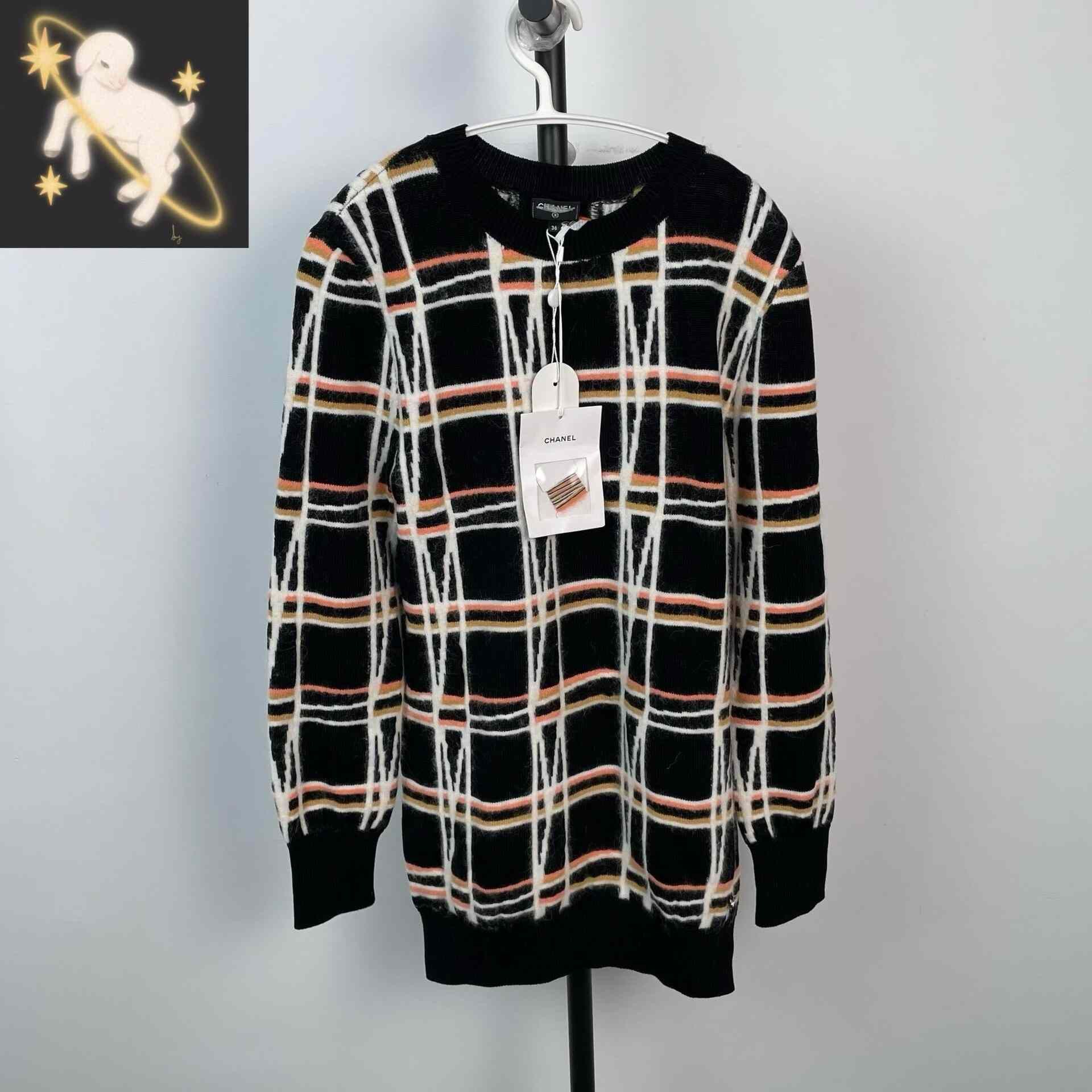 Chanel Chanel Sweater 22 Women Size XS / US 0-2 / IT 36-38 - 1 Thumbnail