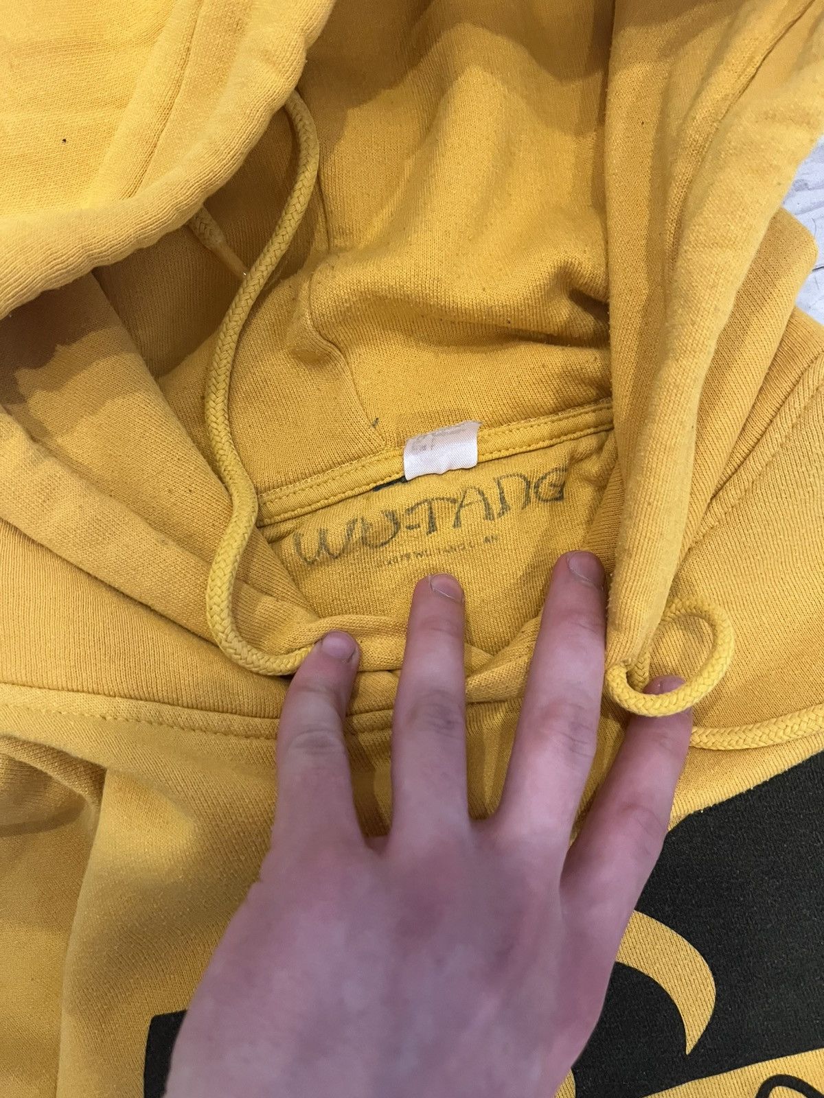 Wu-Tang Clan I'm selling a Wu tang sweatshirt. Size US L / EU 52-54 / 3 - 3 Thumbnail